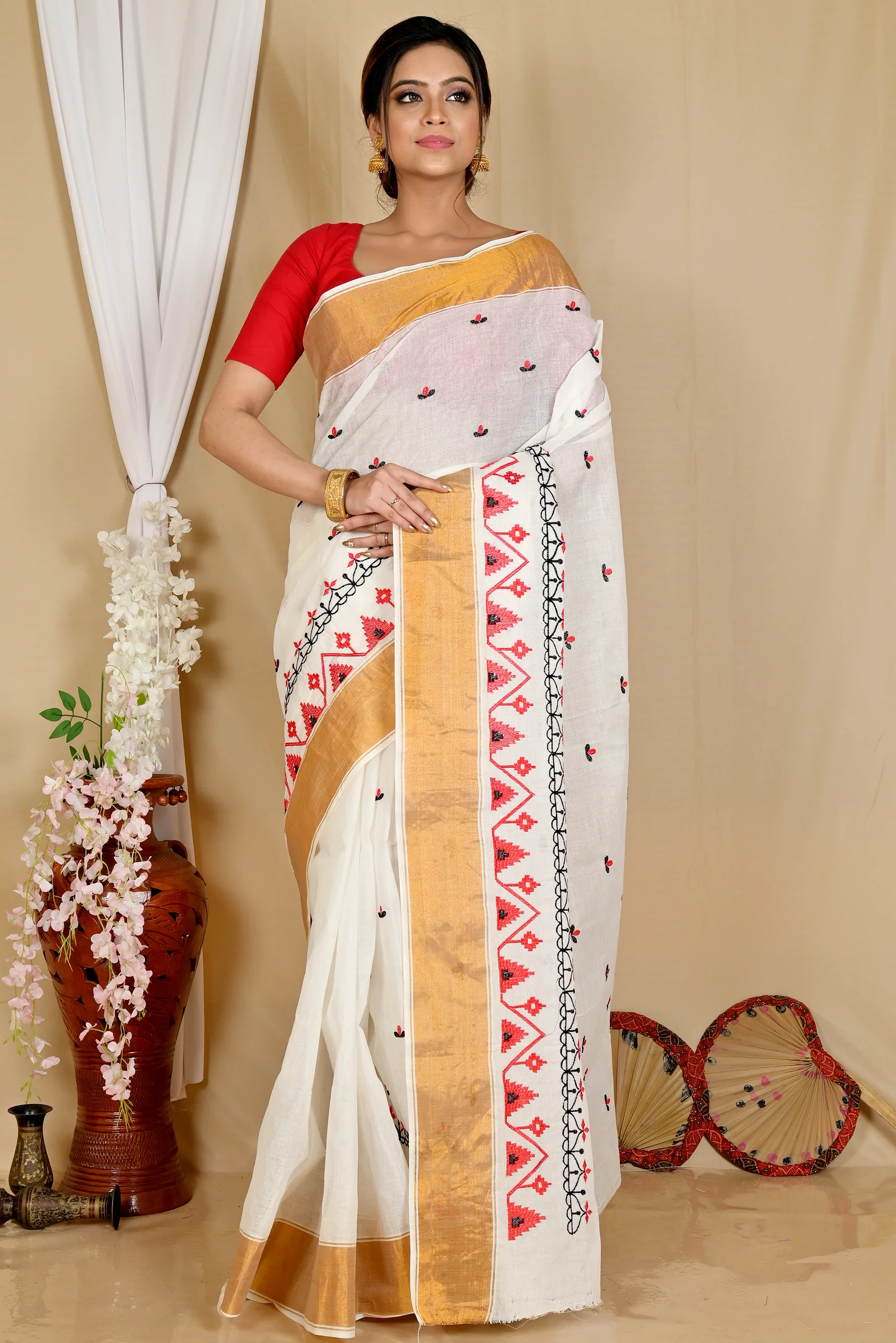 White Glold Pure Cotton Leome Tant Embroidery (1689)
