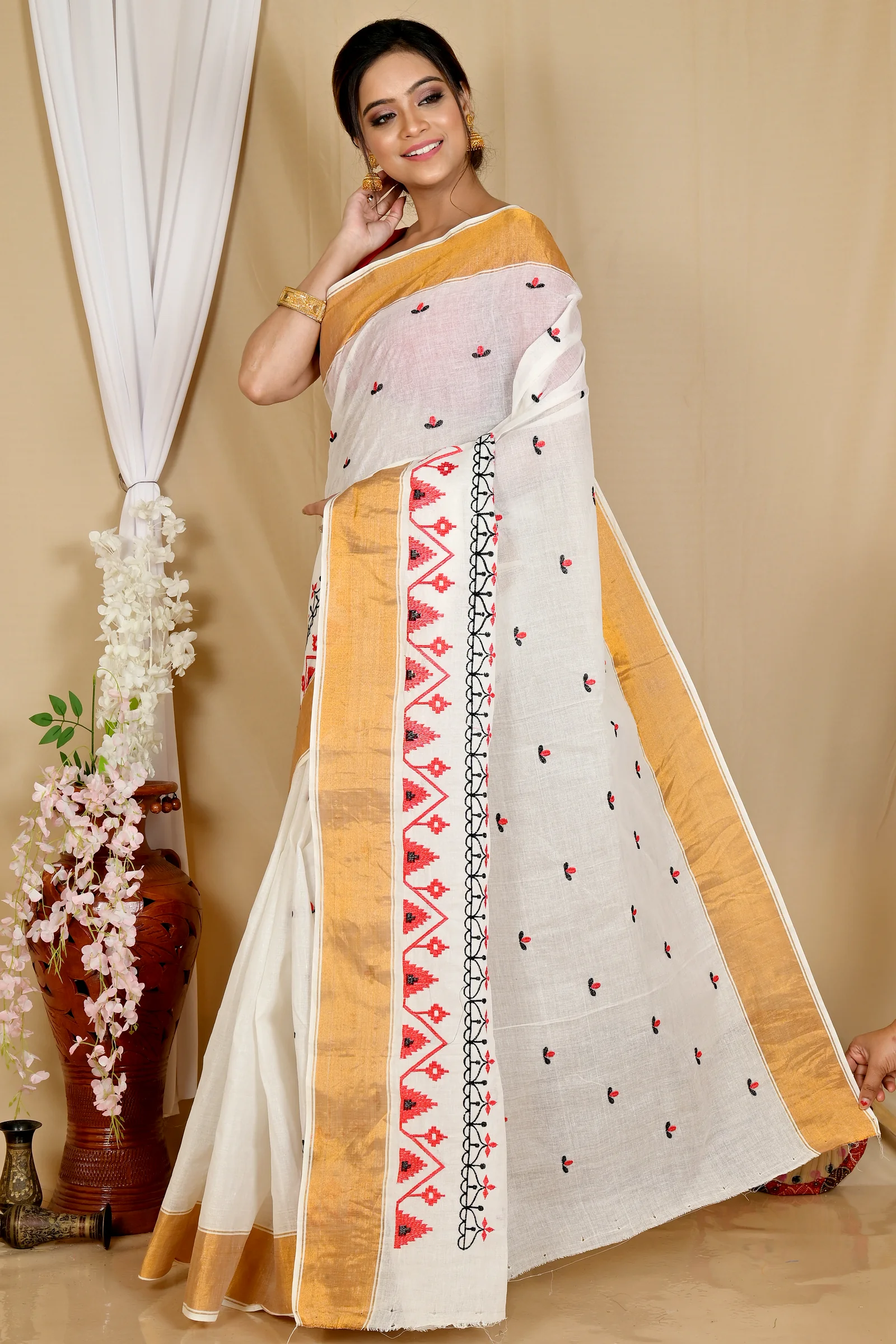 White Glold Pure Cotton Leome Tant Embroidery (1689)