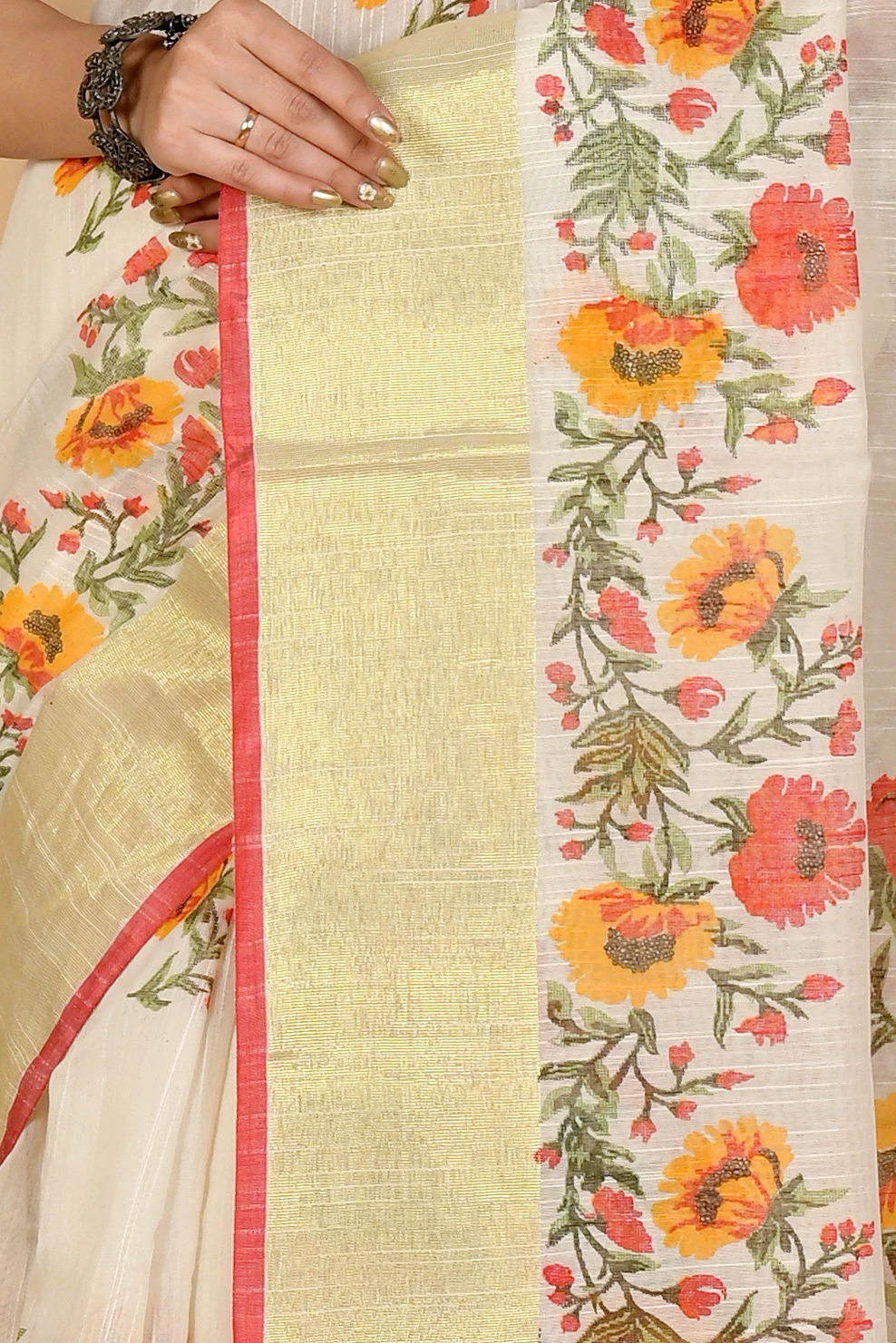 White Cotton Narme Printed Handloom Saree (1724)