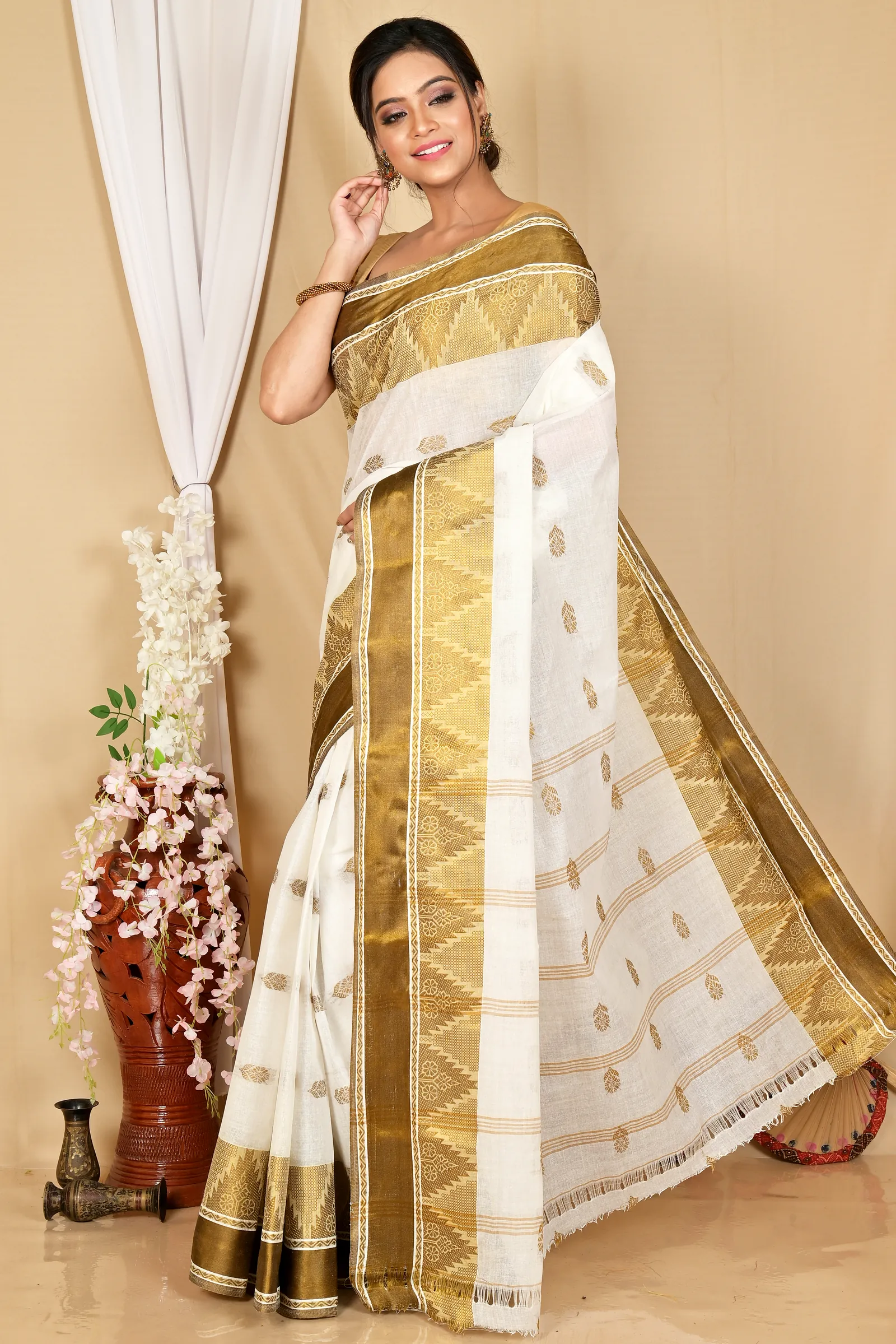 White Brown Pure Cotton Sadasob Tant Saree (1737)