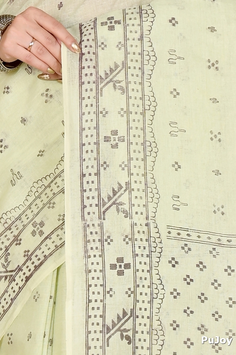 Off-White Pure Cotton Liko Tant Saree Print (1743)