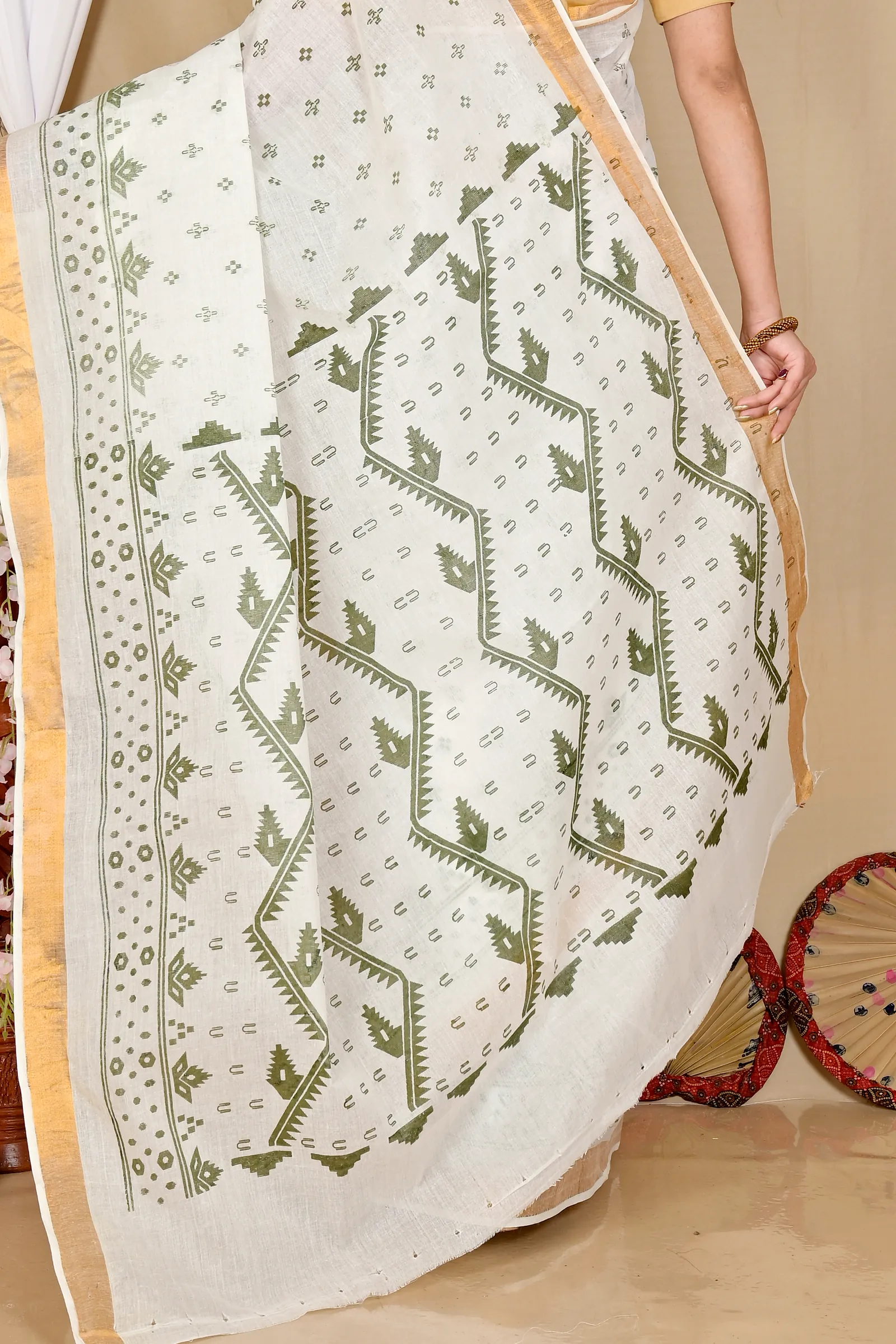 White Green Pure Cotton Ekta Print Tant Saree Print (1750)