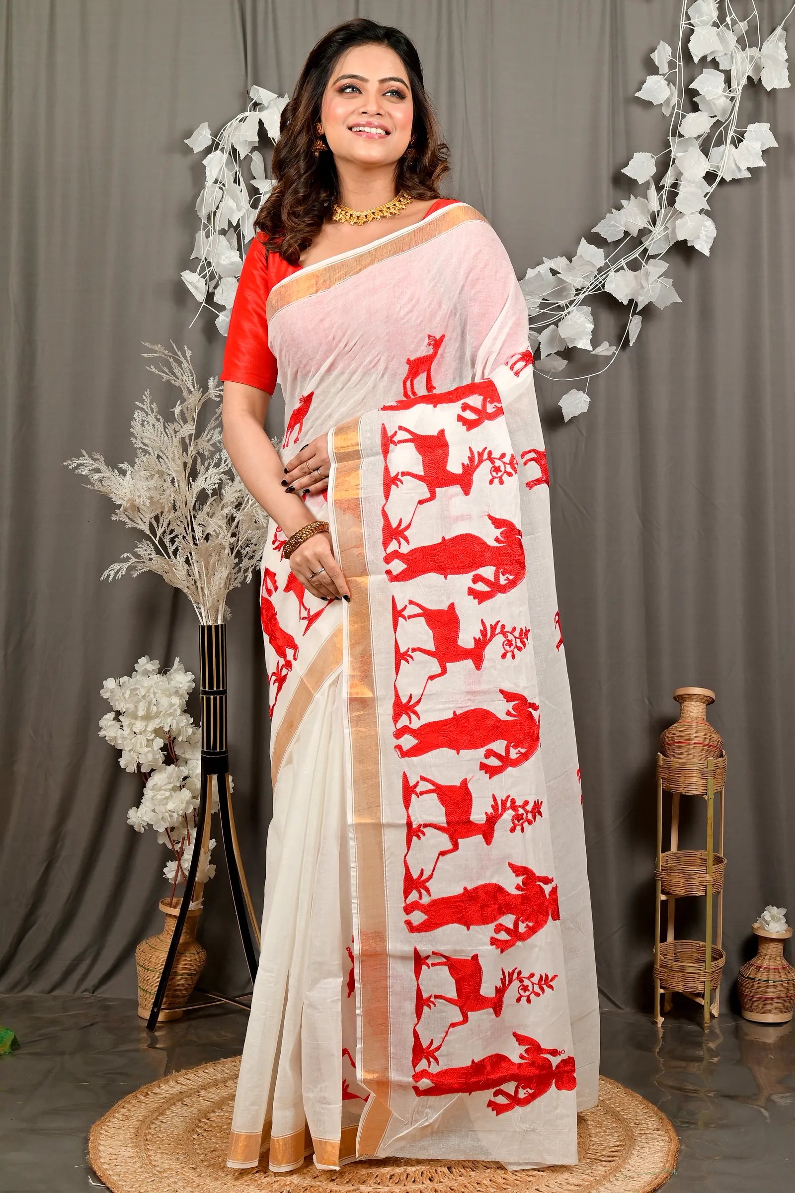 White Red Pure Cotton Variti embtat Tant Embroidery (1890)