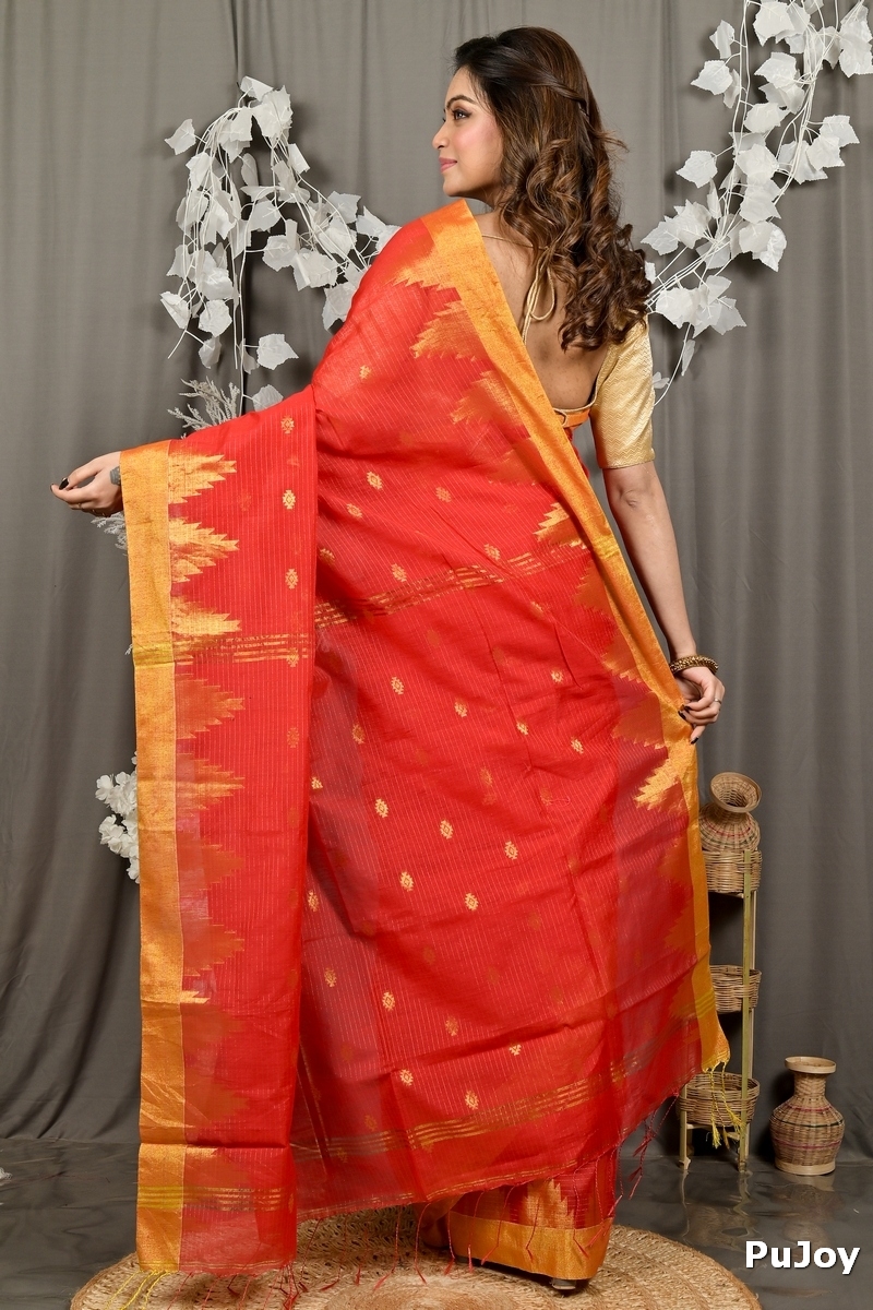 Red Cotton Blend Daypi Hand Loom Saree (1891)