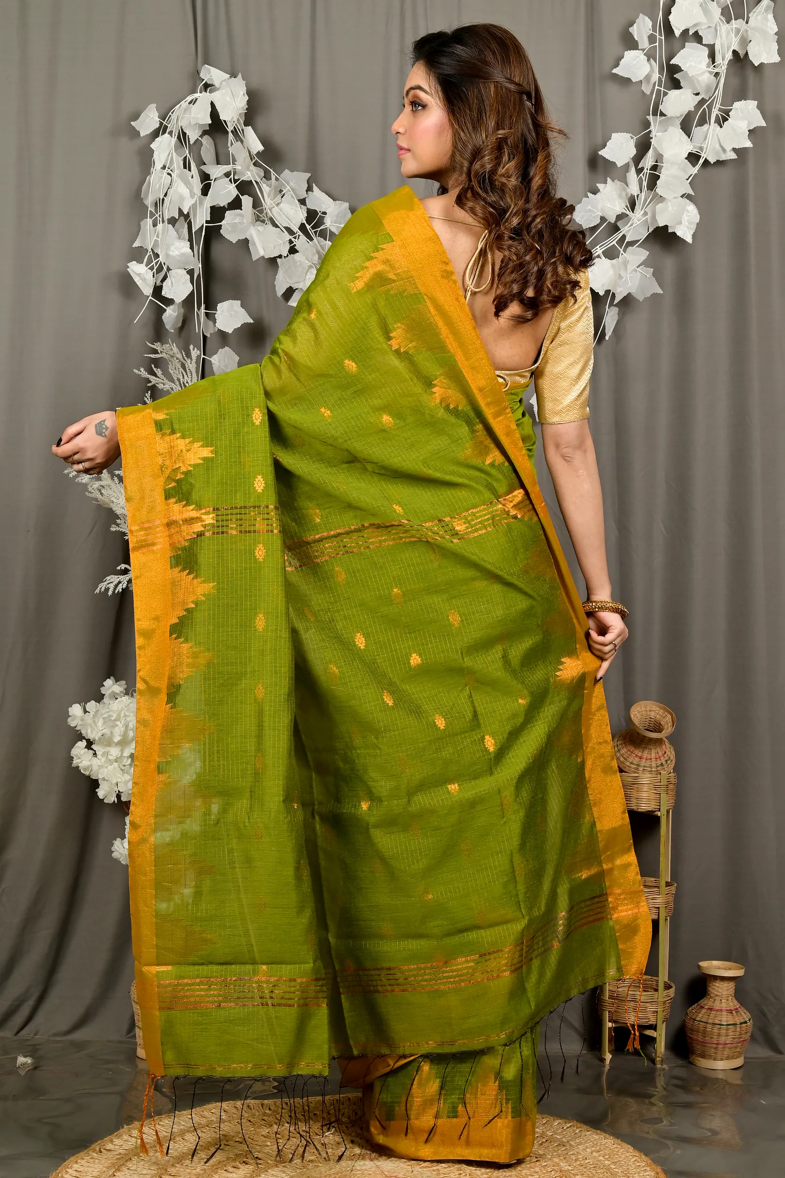 Green Cotton Blend Daypi Hand Loom Saree (1892)