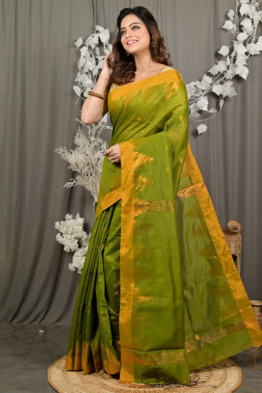 Green Cotton Blend Daypi Hand Loom Saree (1892)