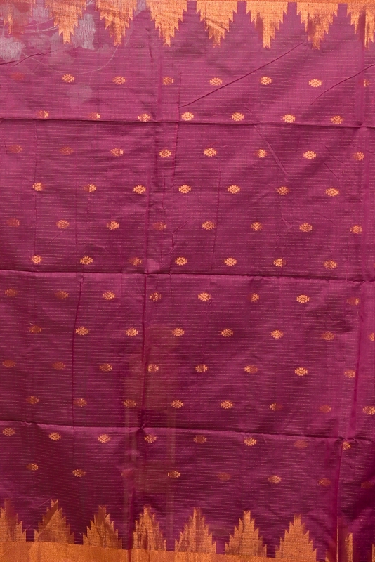 Magenta Cotton Blend Daypi Hand Loom Saree (1893)