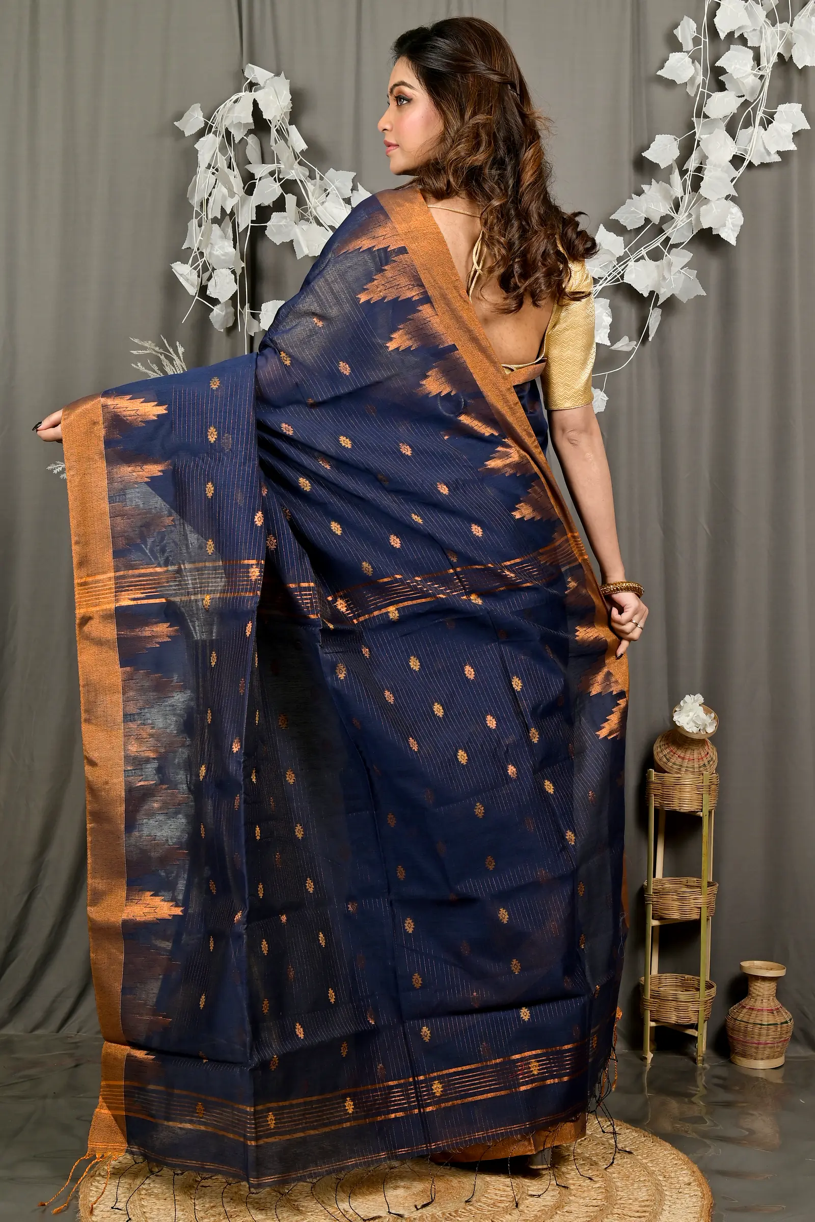 Naby Blue Cotton Blend Daypi Hand Loom Saree (1895)