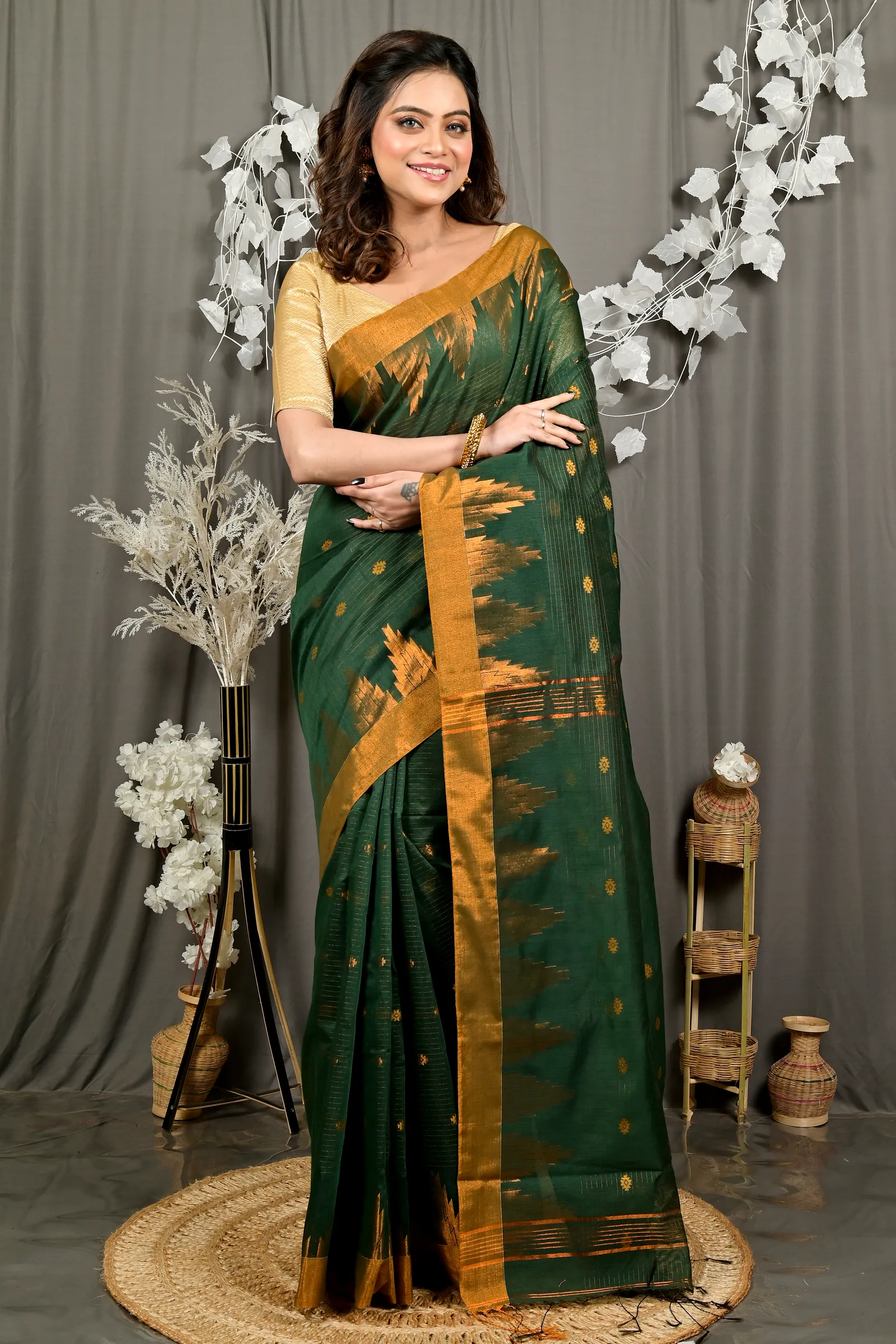 Dark Green Cotton Blend Daypi Hand Loom Saree (1896)