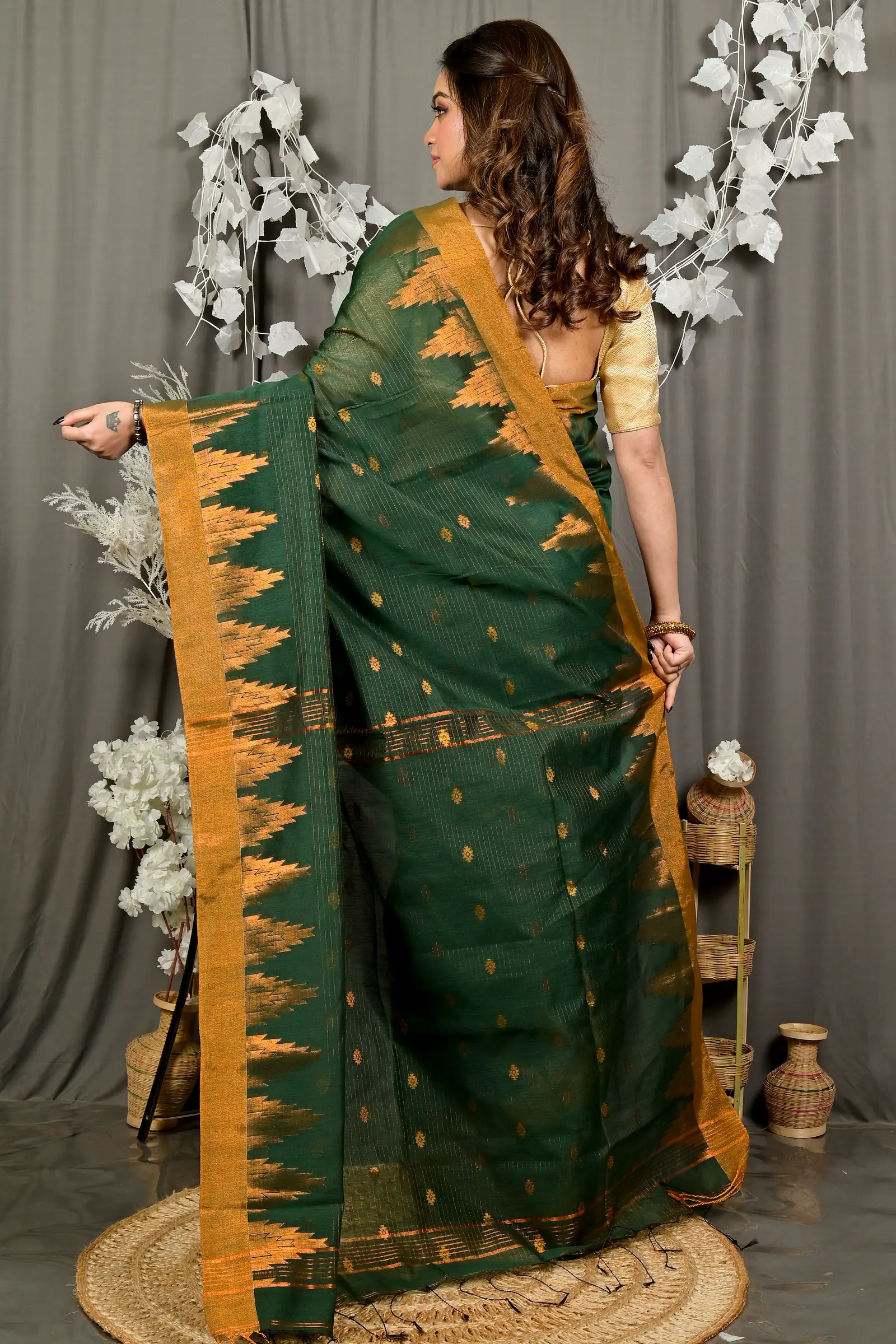 Dark Green Cotton Blend Daypi Hand Loom Saree (1896)