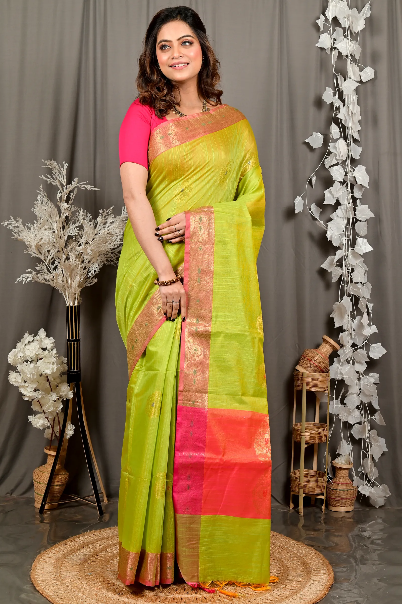 Pesta Green Pink Cotton Blend Daymin Hand Loom Saree (1899)