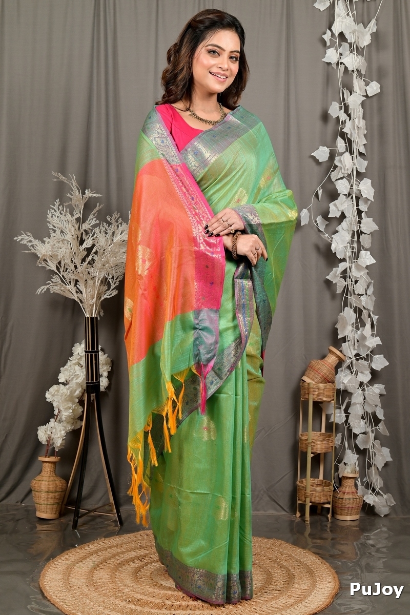 Green Pink Cotton Blend Daymin Hand Loom Saree (1900)