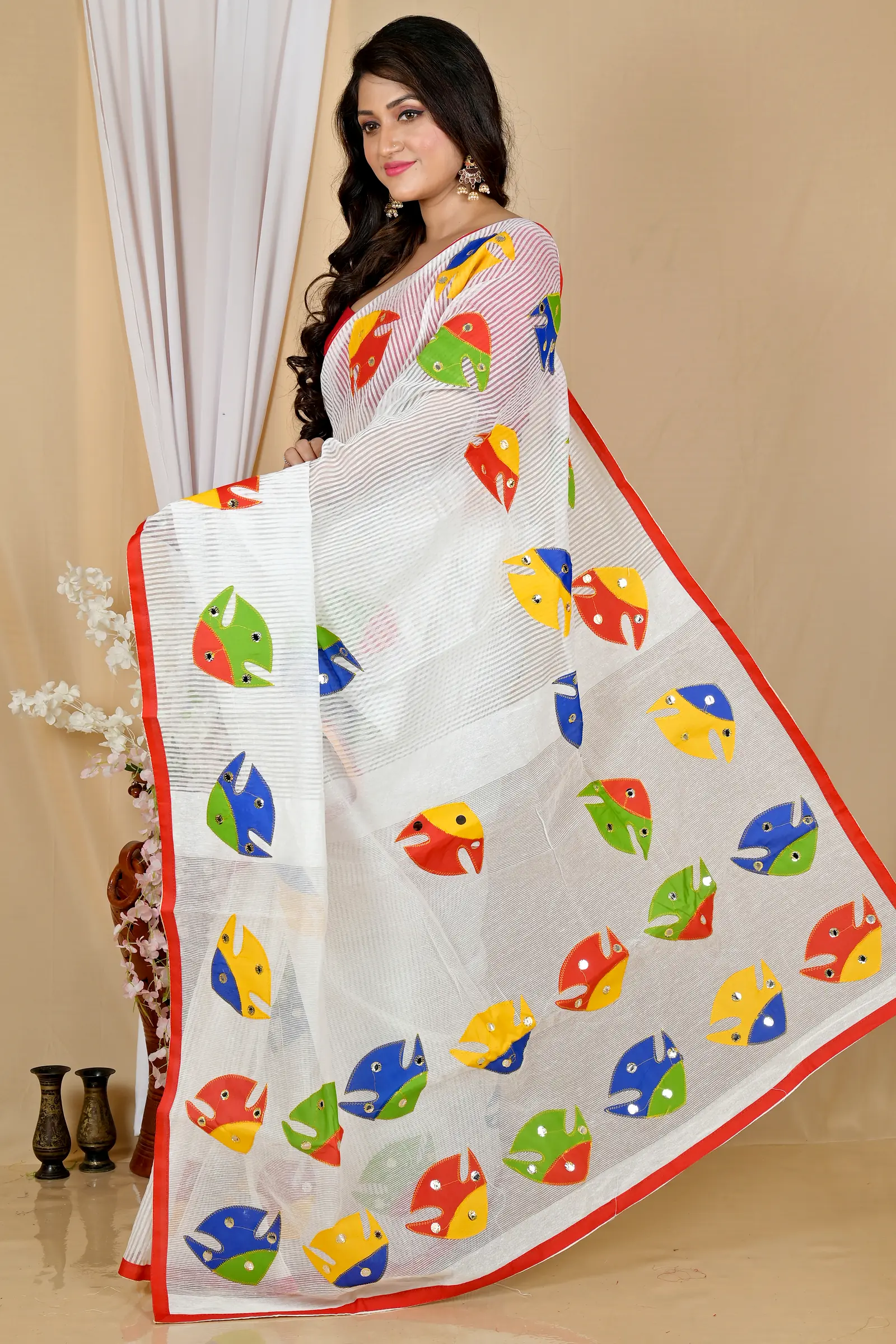 White Blended Cotton Aplika Applique Saree (1992)