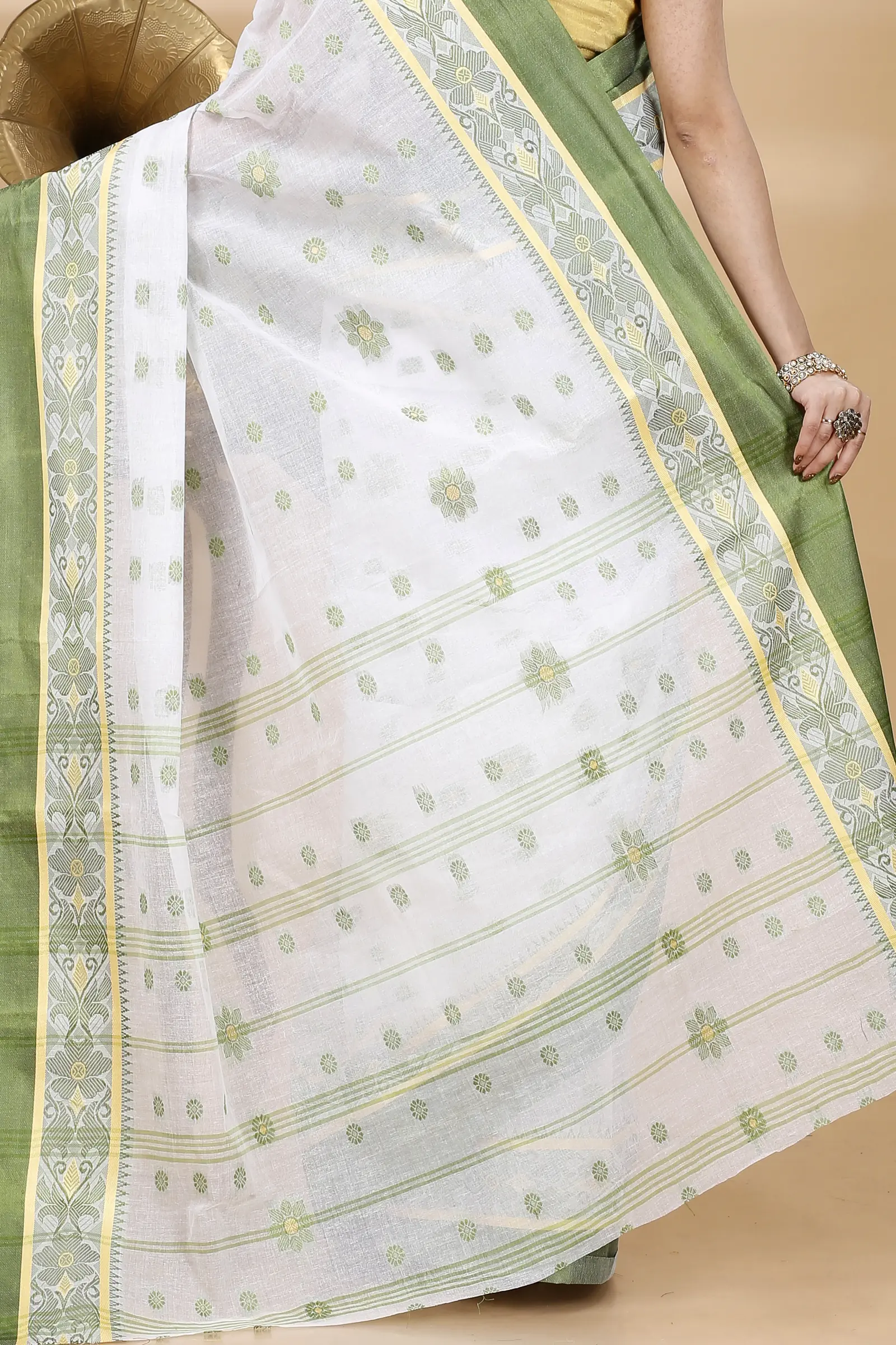 Green White Pure Cotton BolLata_Tant Tant Saree (200)