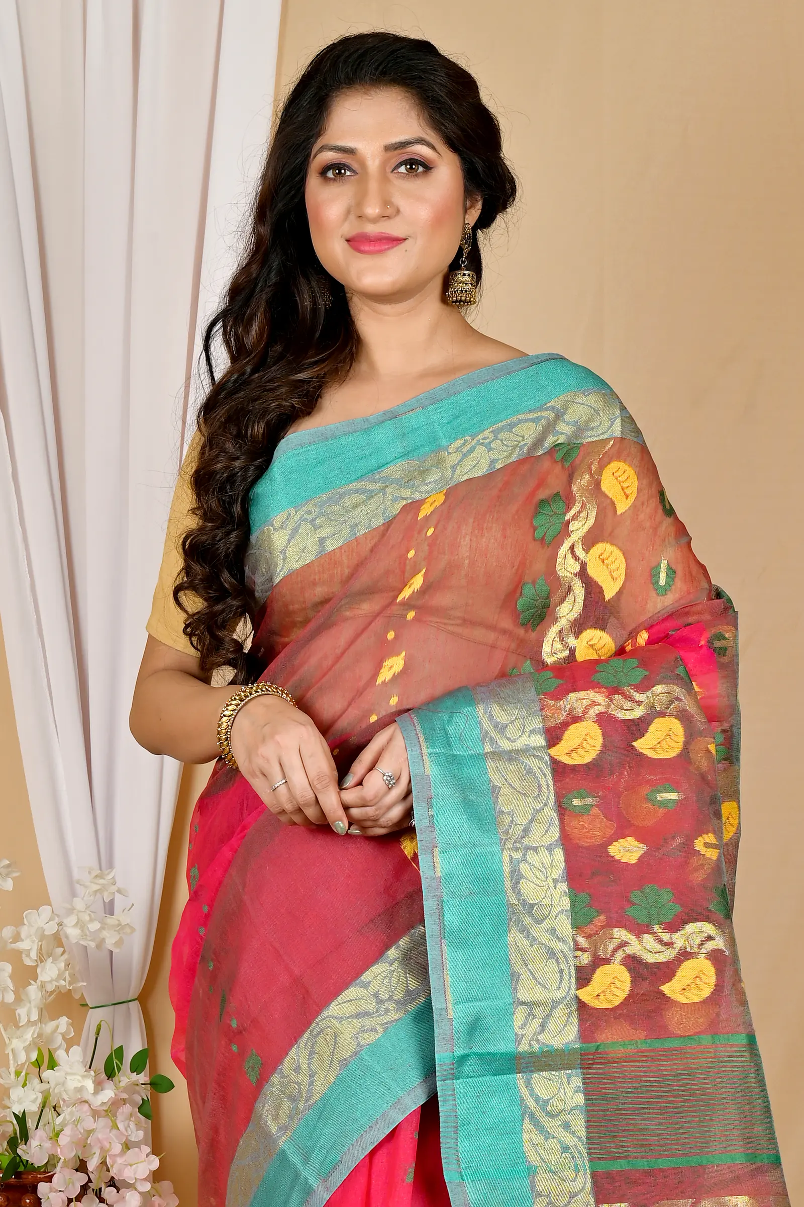 Red Green Pure Cotton Madhka Tant Saree (2000)