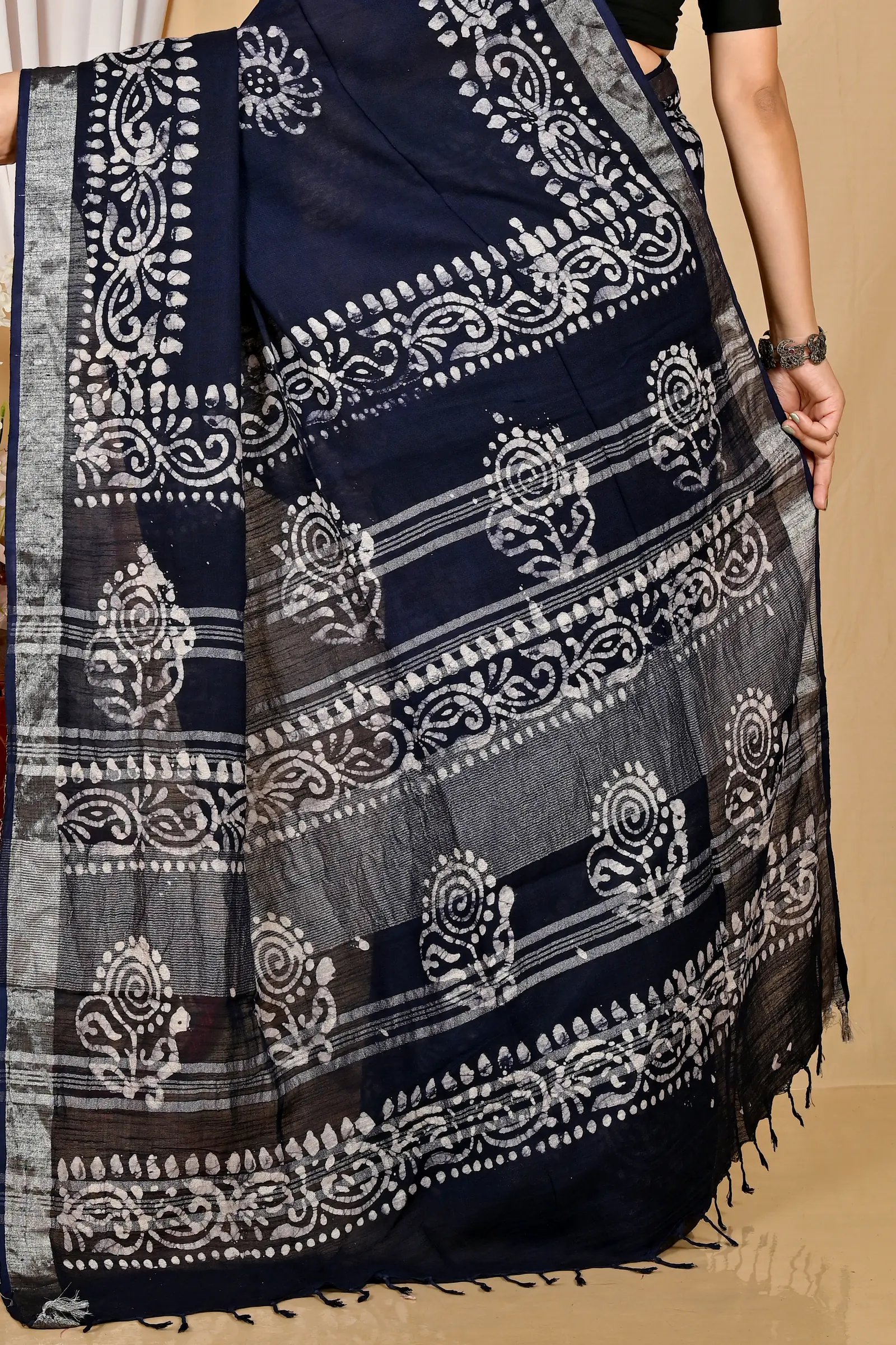 Black Pure Cotton Batika Boll Batik Print Saree (2015)