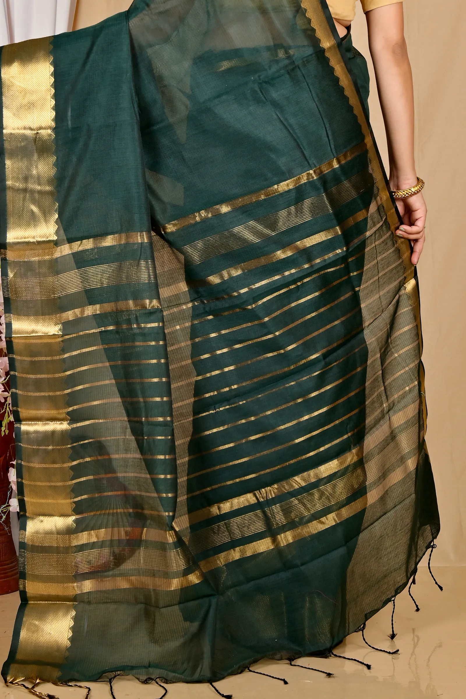 Dark Green Cotton Silk Sikra Hand Loom Saree (2019)