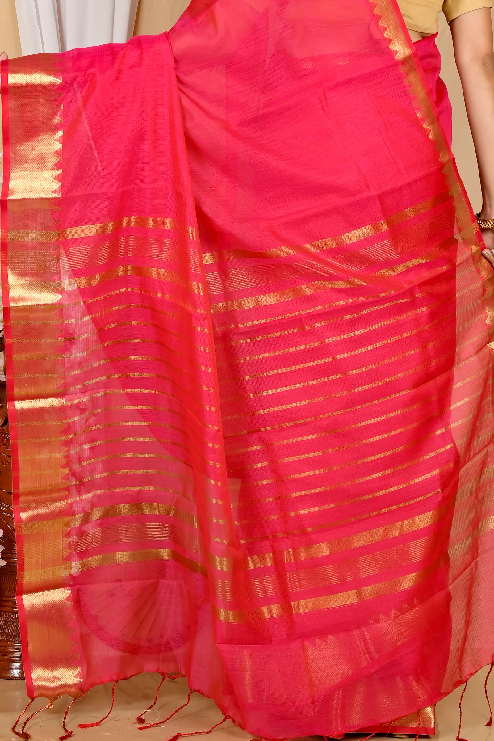 Rani Pink Cotton Silk Sikra Hand Loom Saree (2020)