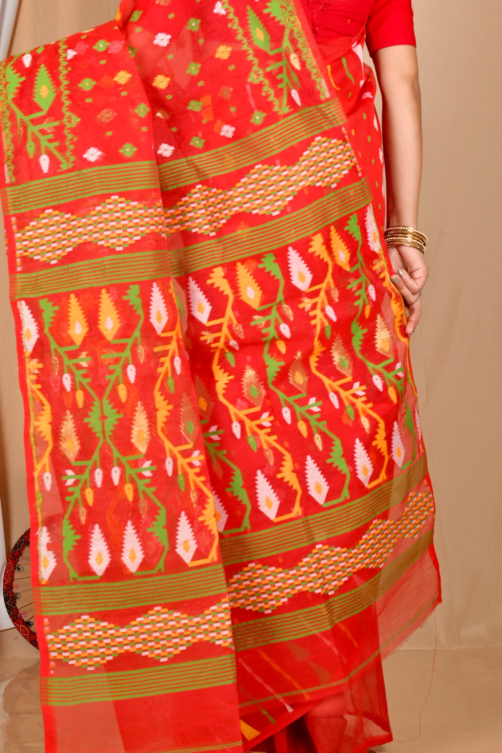 Red Blended Cotton Rapkol Jamdani Saree (2022)