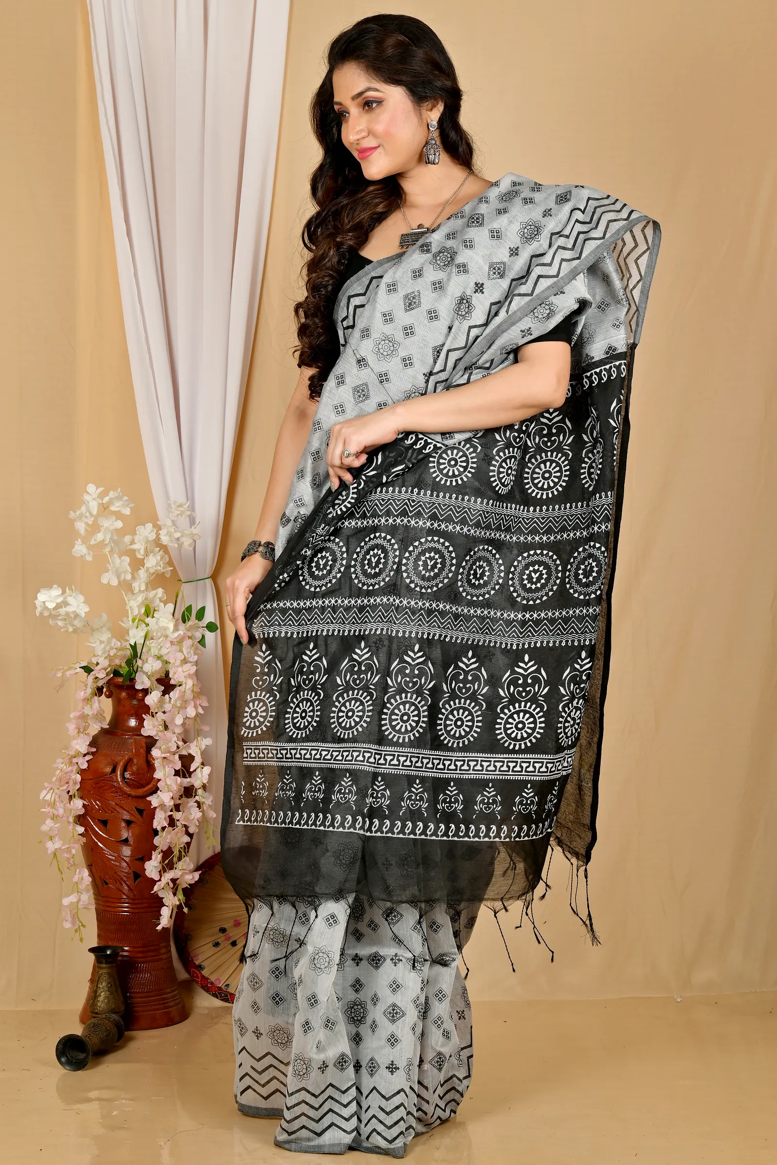 Grey Black Pure Cotton Senak Printed Handloom Saree (2061)