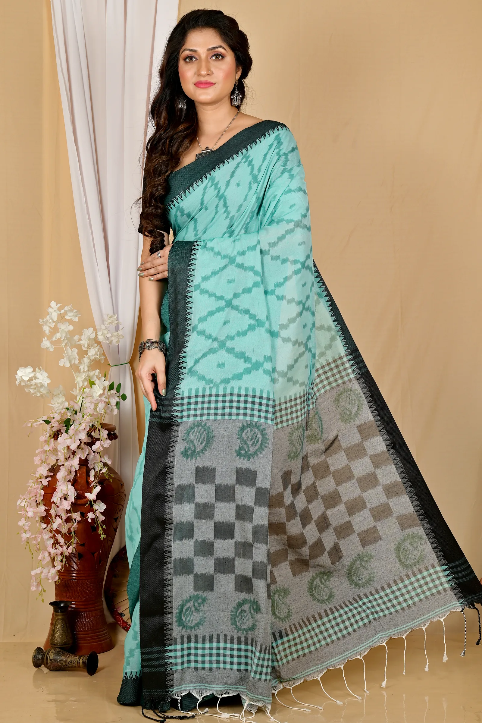 Turquoise Green Pure Cotton Seuma Hand Loom Saree (2064)
