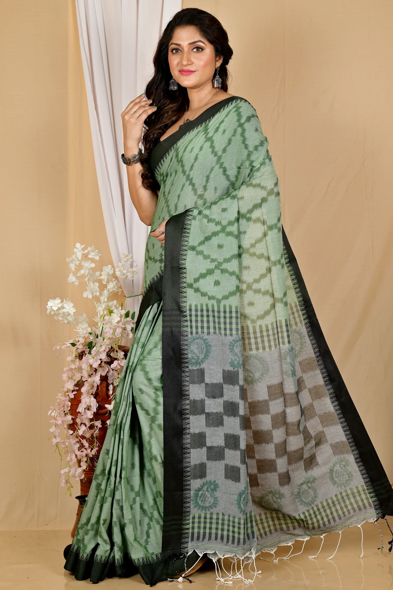 Dark Green Pure Cotton Seuma Hand Loom Saree (2065)