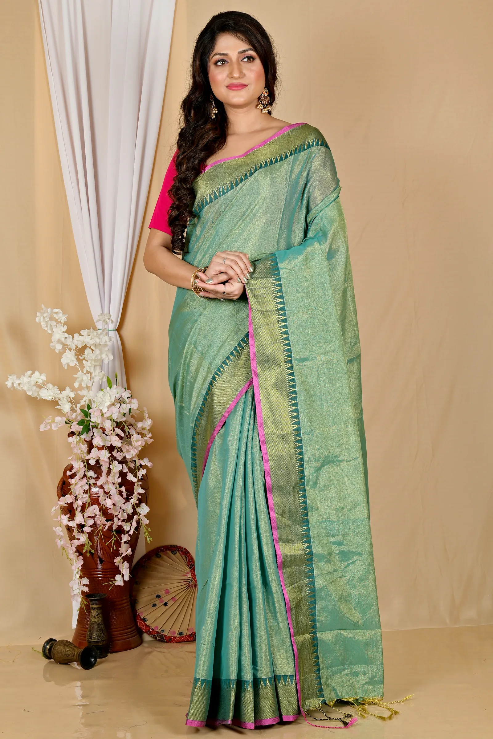Green Cotton Silk Tisuka Par Hand Loom Saree (2070)