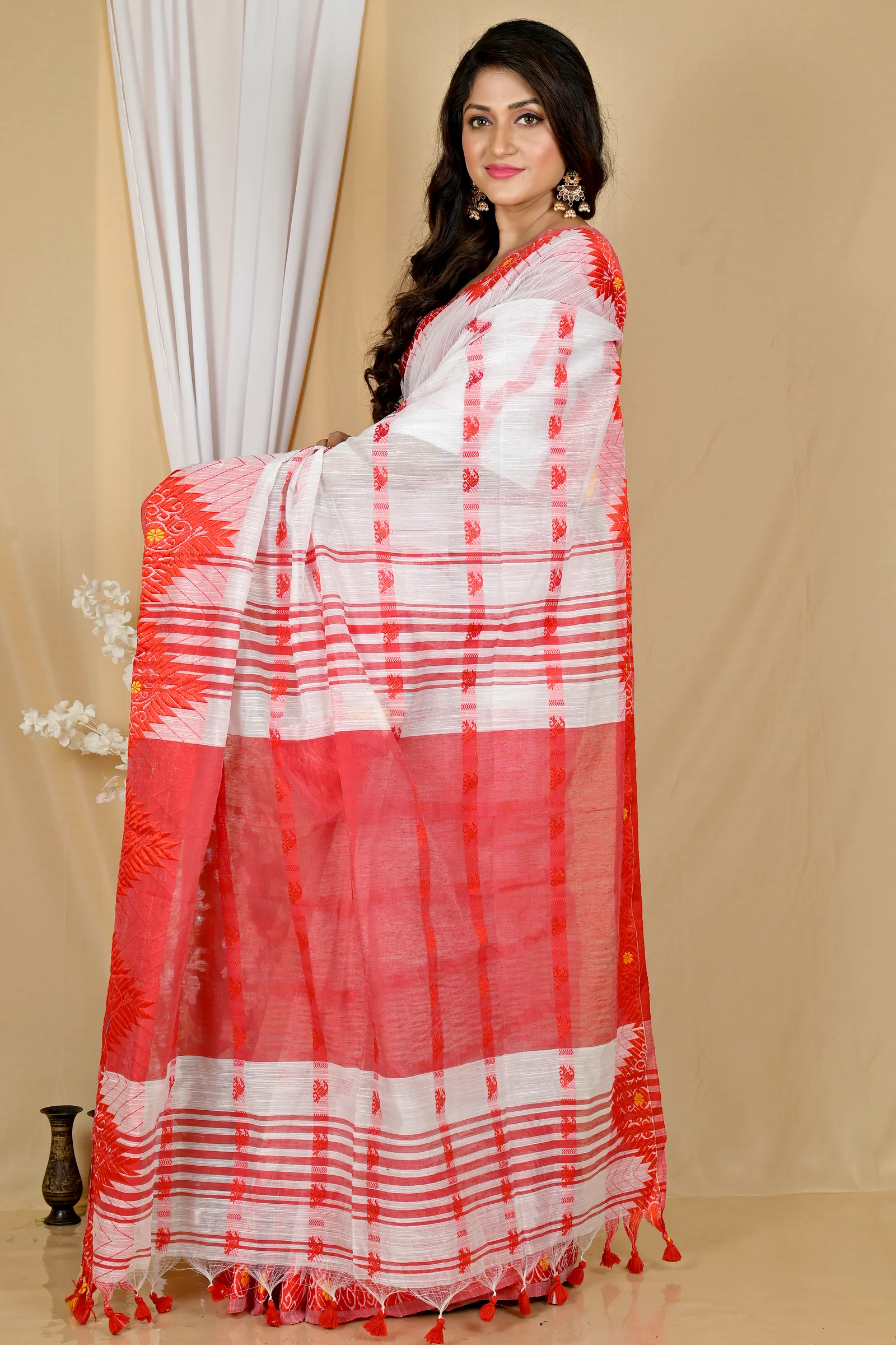 White Red Pure Cotton Borma Hand Loom Saree (2074)
