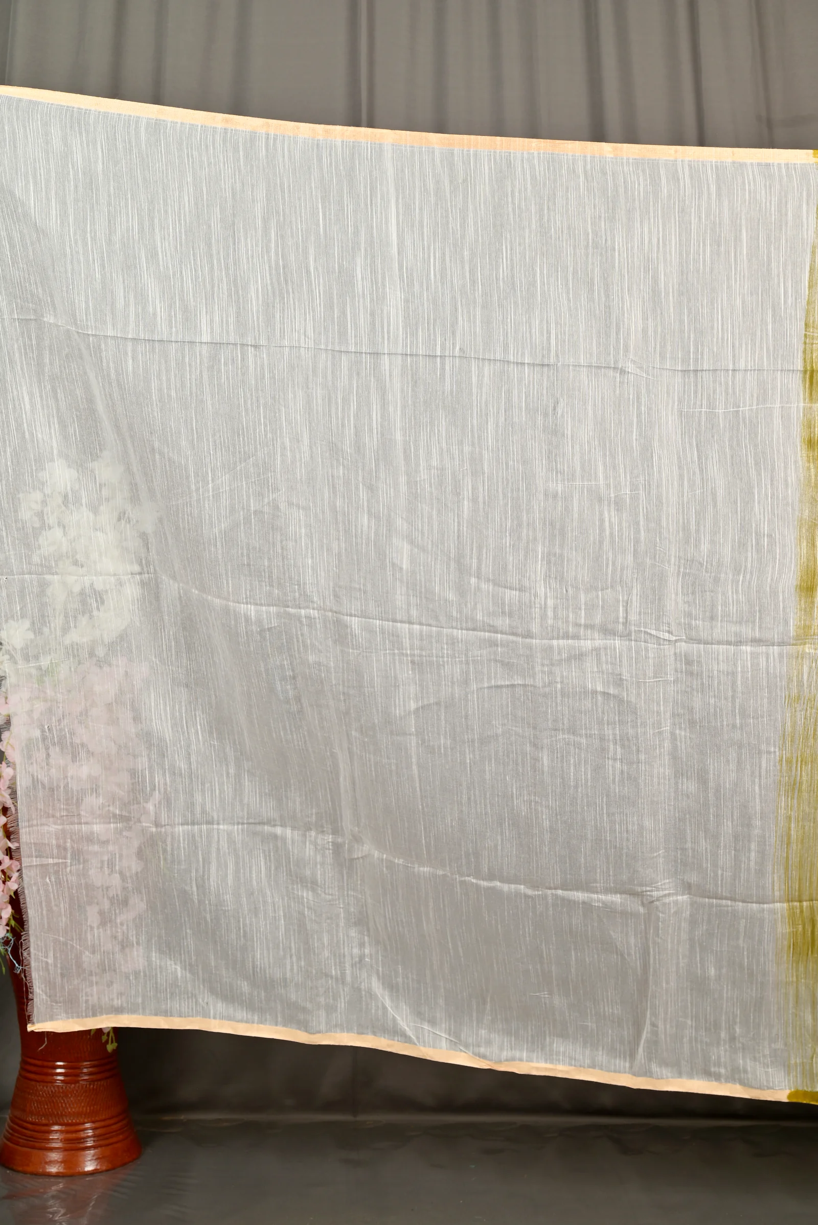 Green Blended Cotton Korma Printed Handloom Saree (2084)