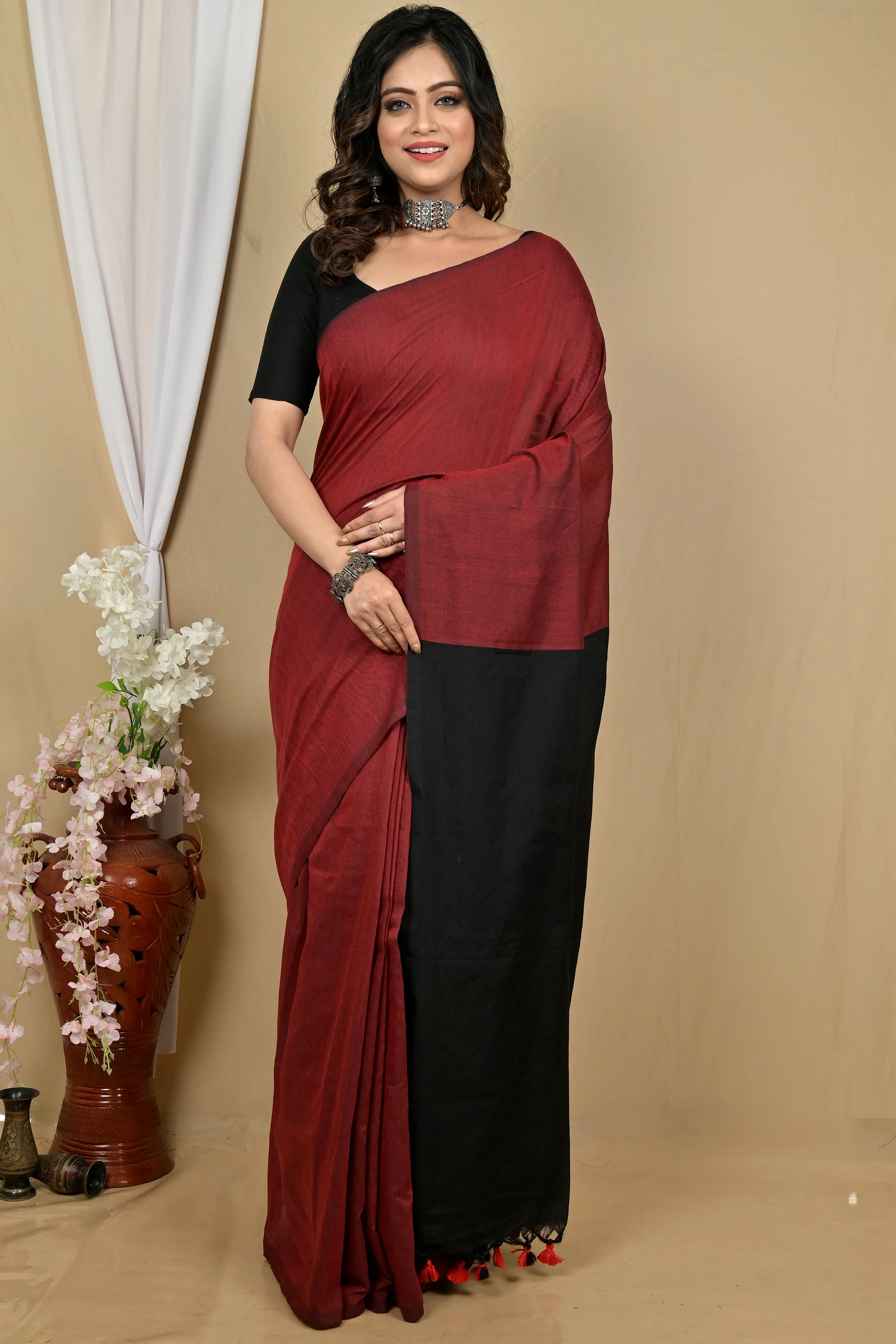 Brown Black Pure Cotton ThanKhaditu Hand Loom Saree (2100)