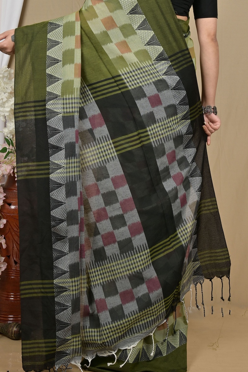 Green Black Pure Cotton Hiran Hand Loom Saree (2113)