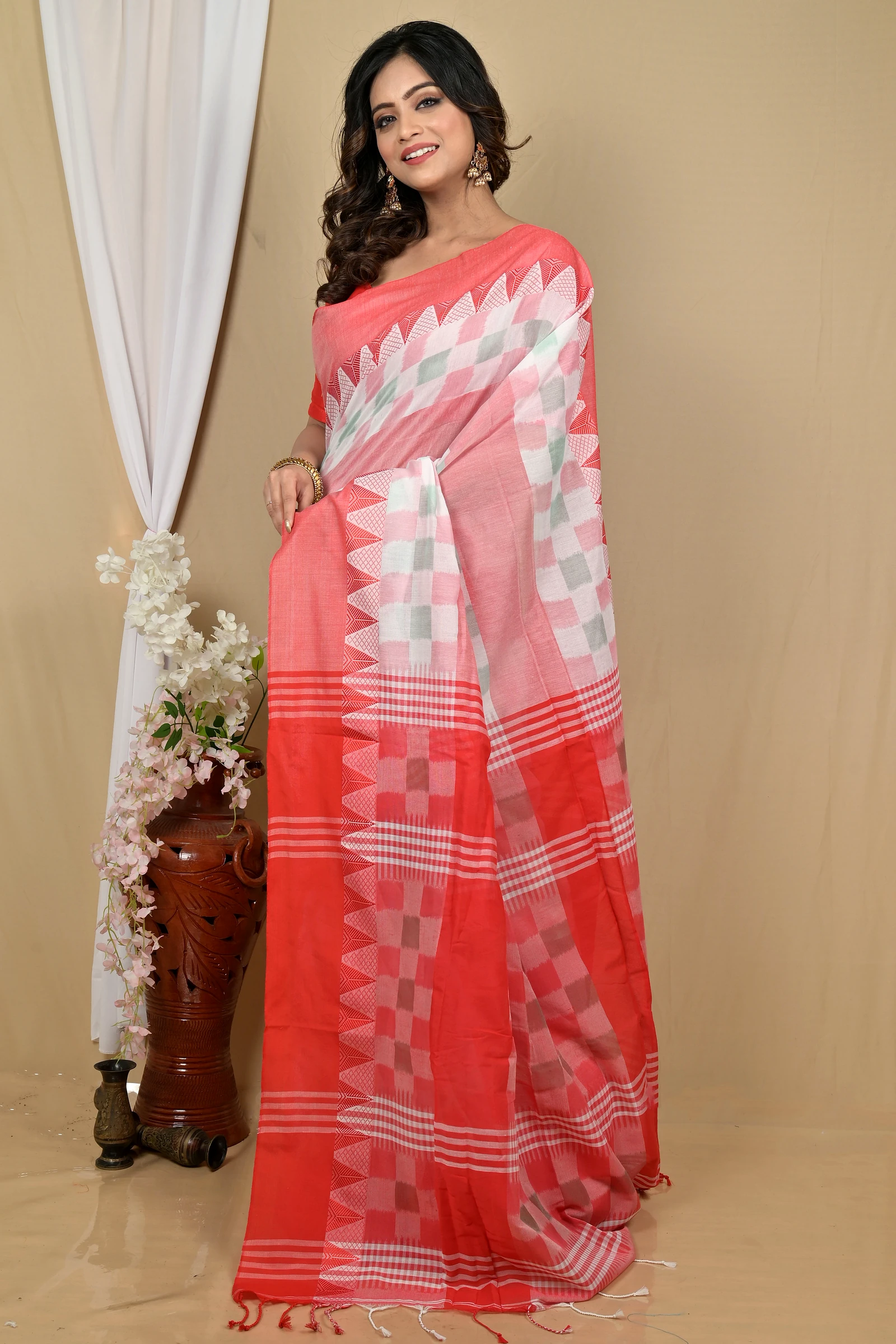 Red White Pure Cotton Hiran Hand Loom Saree (2115)