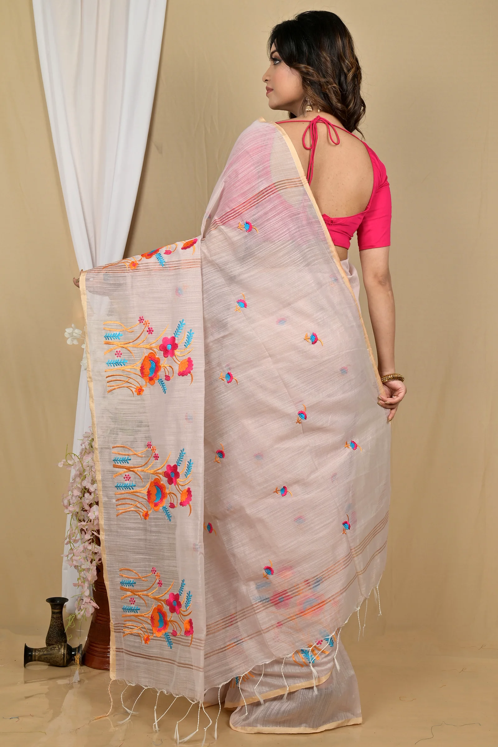 Smoke Grey Blended Cotton Himika Embroidery Handloom saree (2125)