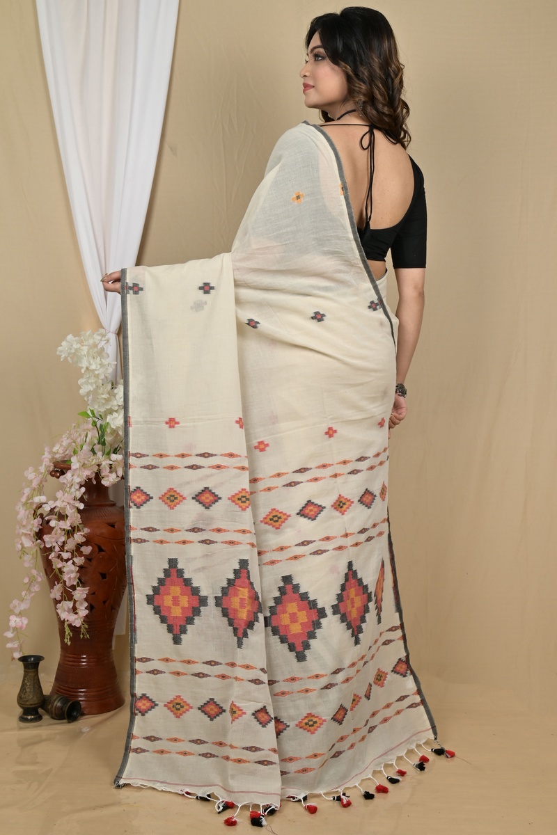 Light Grey Pure Cotton Hitaashi Hand Loom Saree (2127)