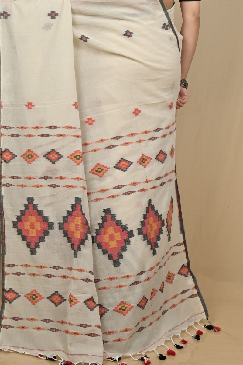 Light Grey Pure Cotton Hitaashi Hand Loom Saree (2127)