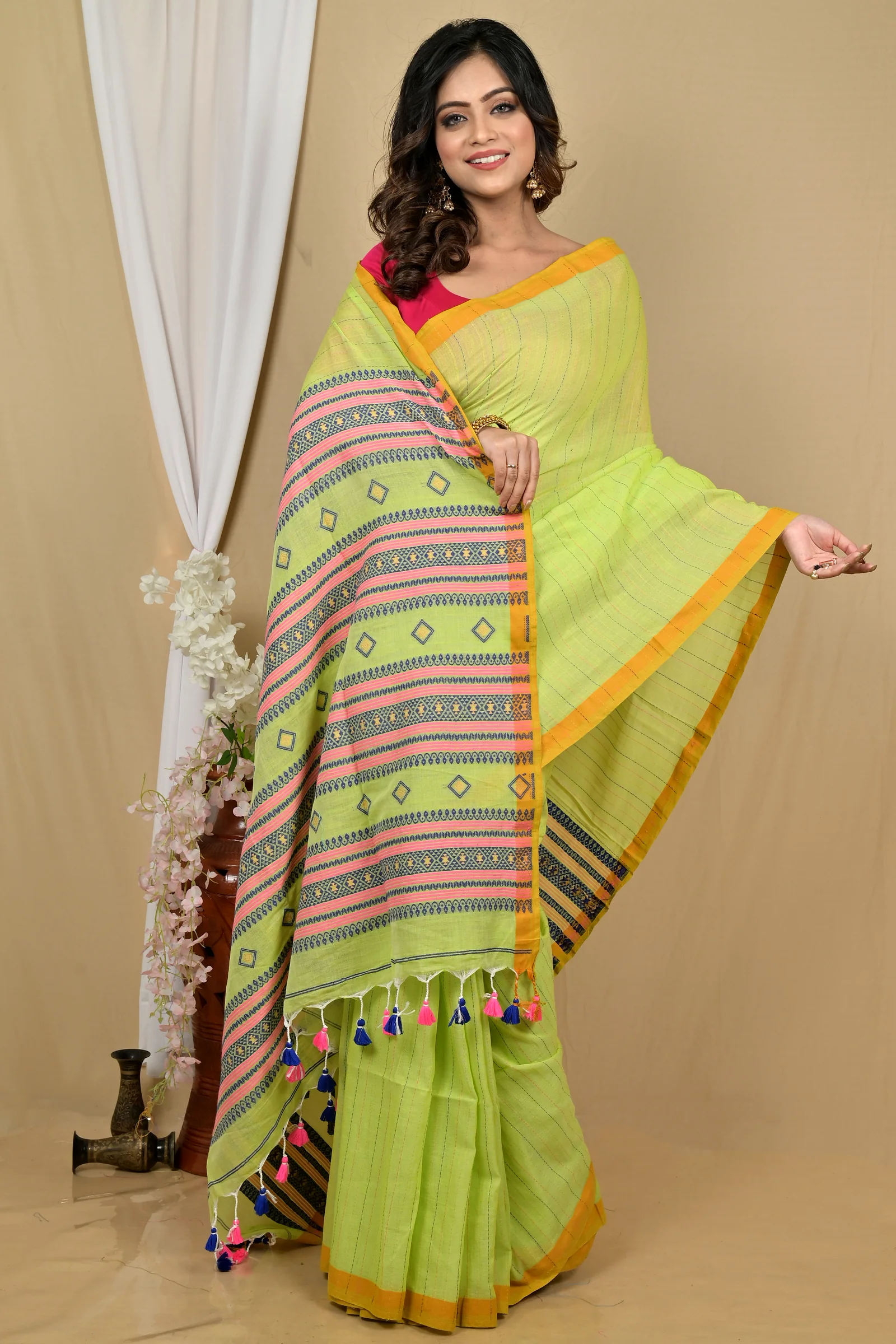 Green Pure Cotton Hima Hand Loom Saree (2130)