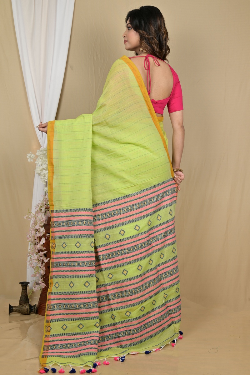 Green Pure Cotton Hima Hand Loom Saree (2130)