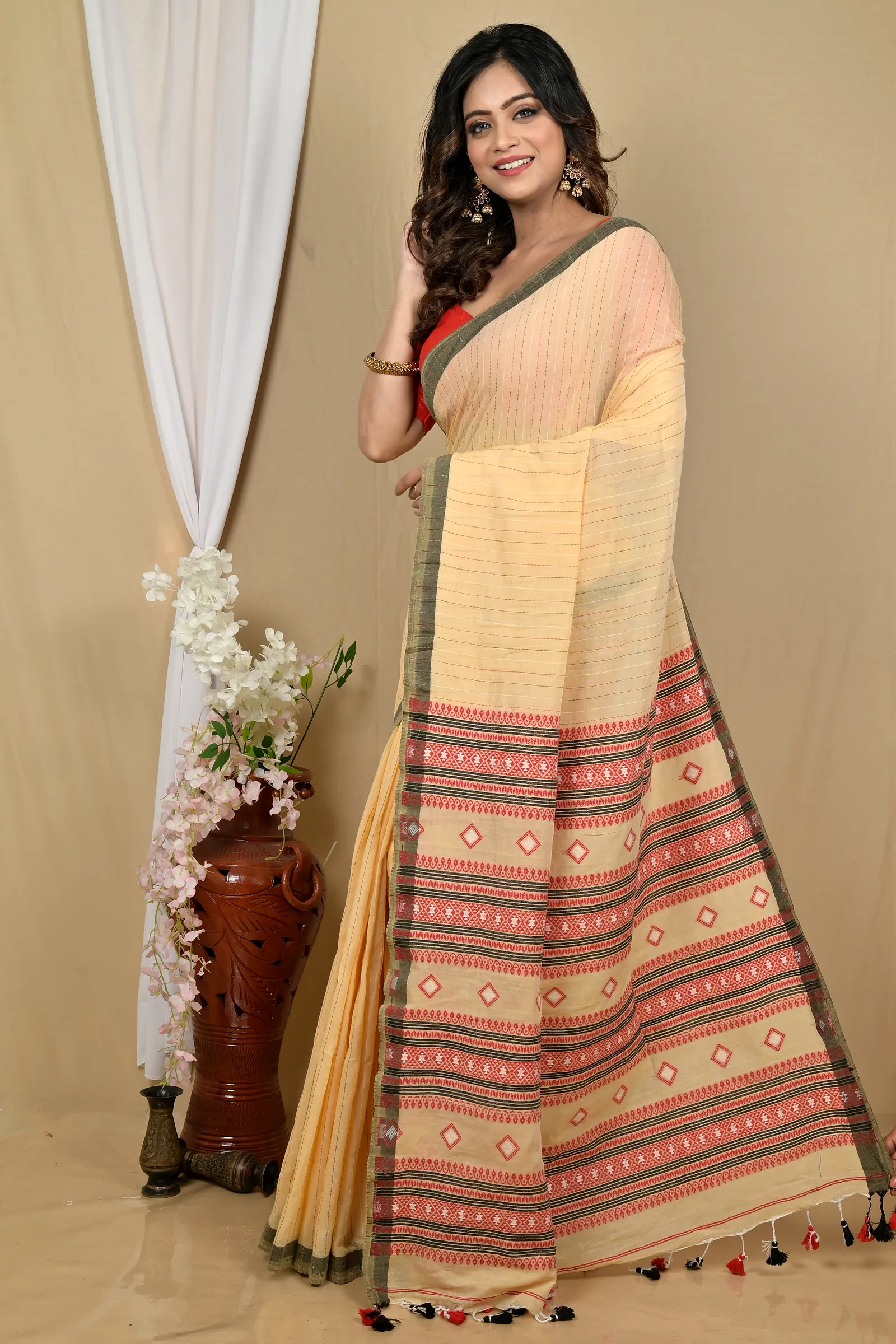 Pitch Pure Cotton Hima Hand Loom Saree (2131)