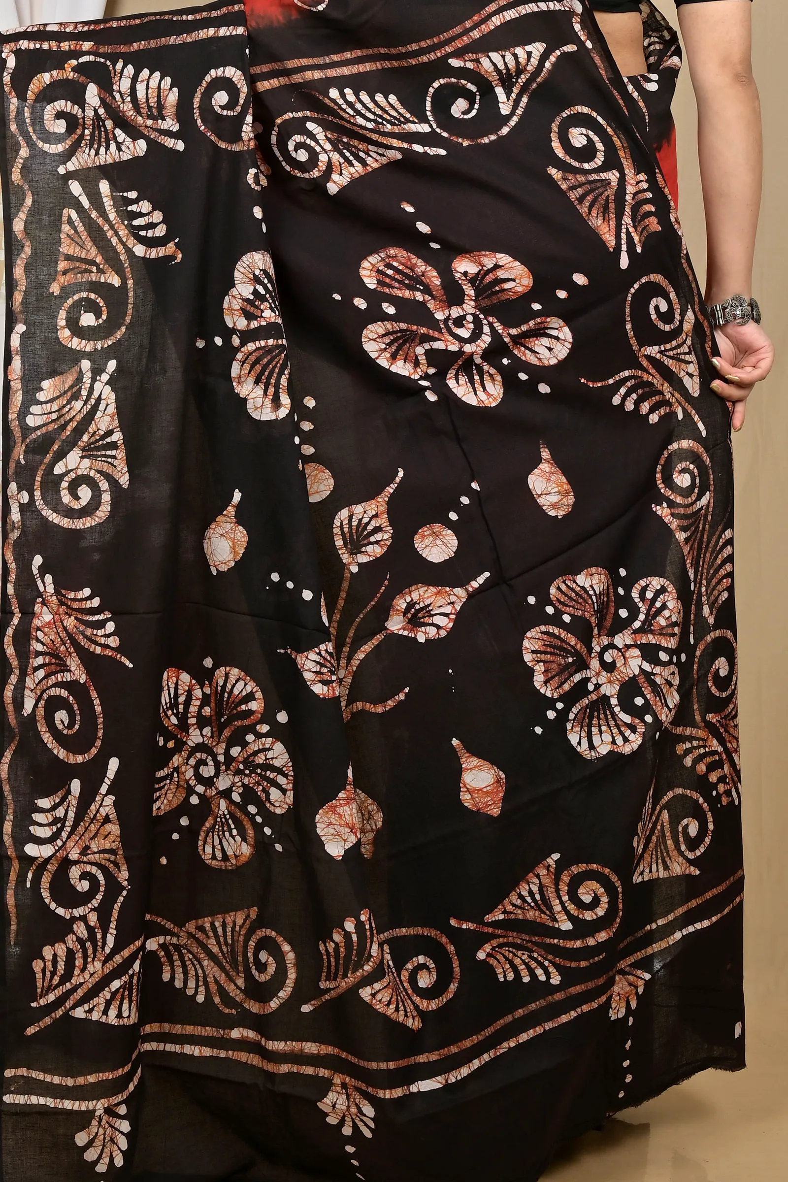 Brown Black Pure Cotton Pihu Batik Print Saree (2141)