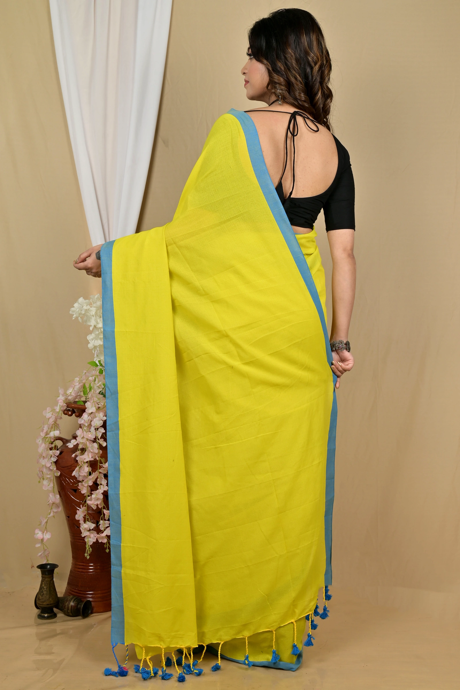 Lemon Yellow Pure Cotton Gittu Hand Loom Saree (2166)