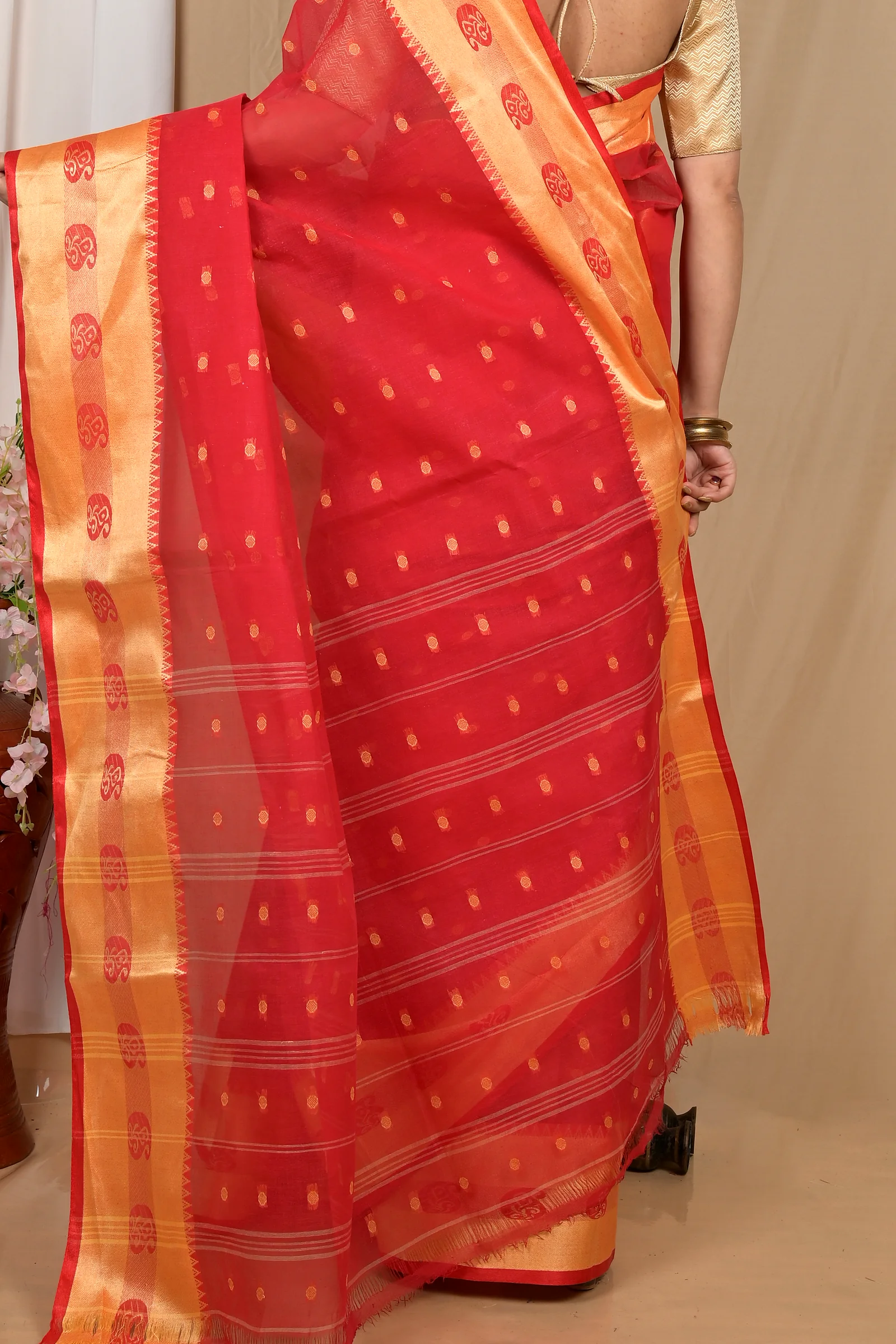 Red Gold Pure Cotton Achma Tant Saree (2179)