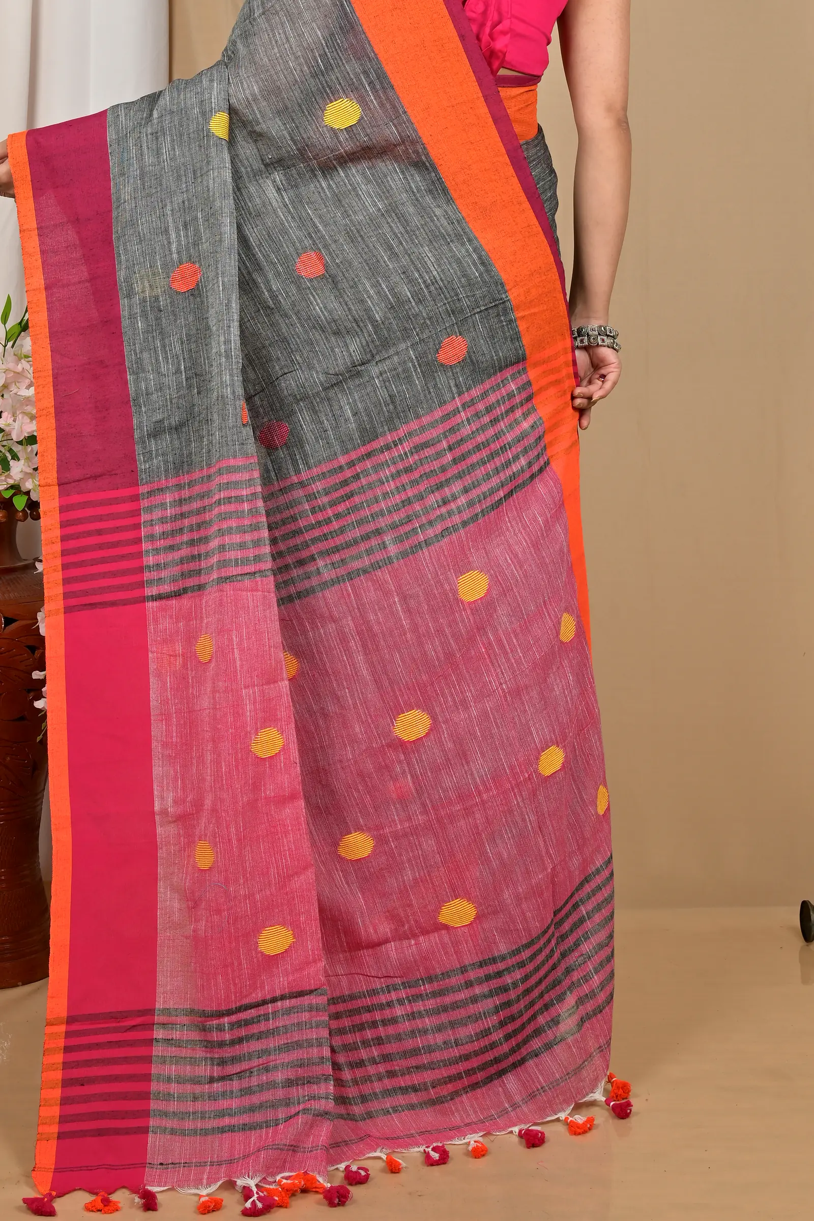 Grey Orange Pure Cotton Achkol Hand Loom Saree (2215)
