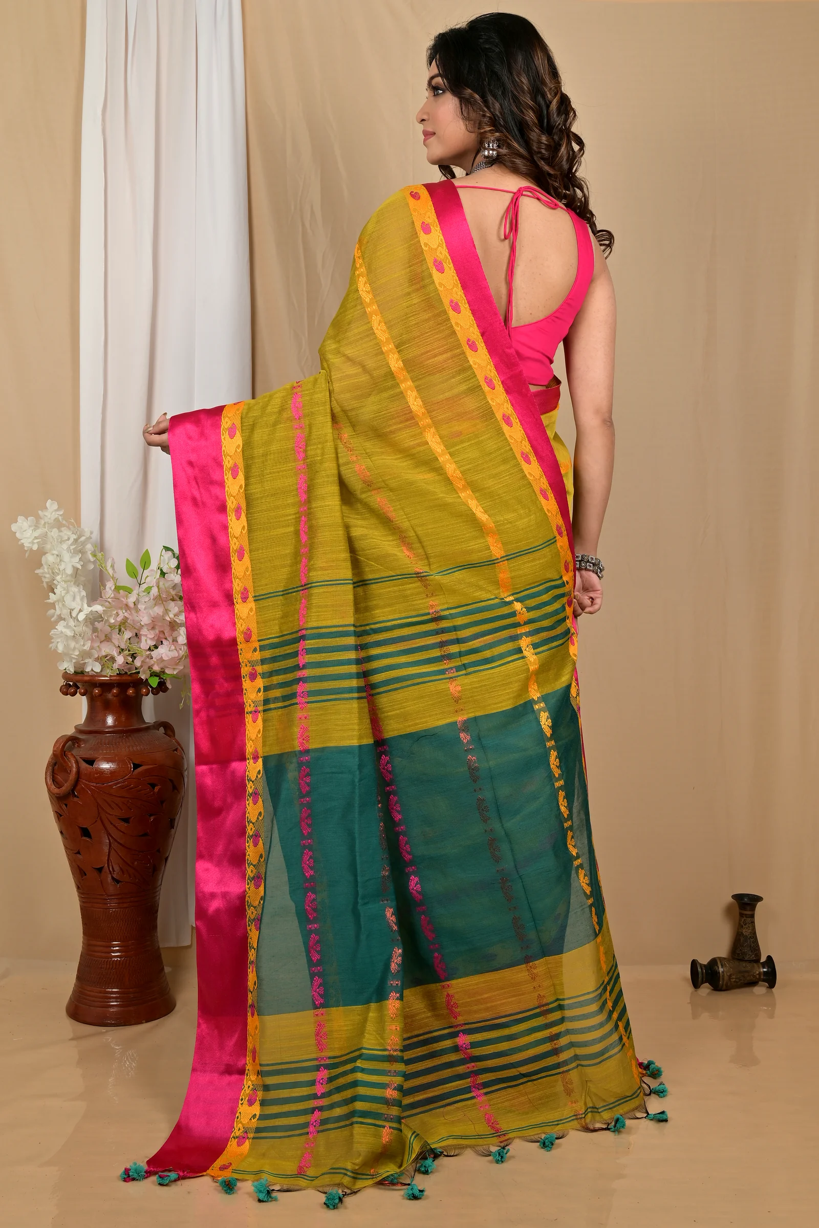 Mehendi Green Blended Cotton Achsit Hand Loom Saree (2220)