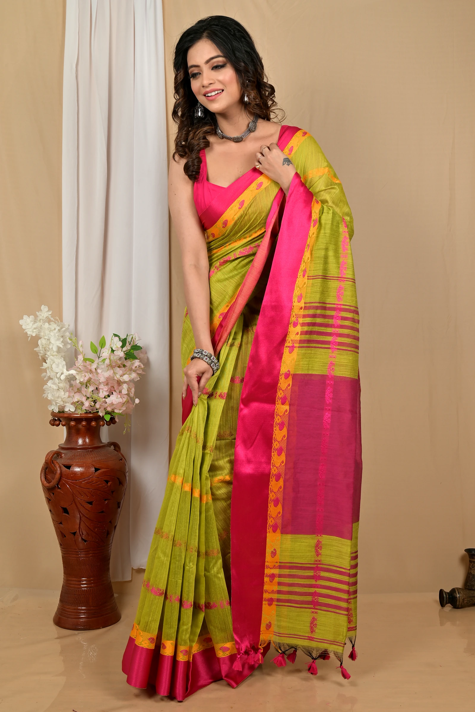 Green Pink Blended Cotton Achsit Hand Loom Saree (2221)