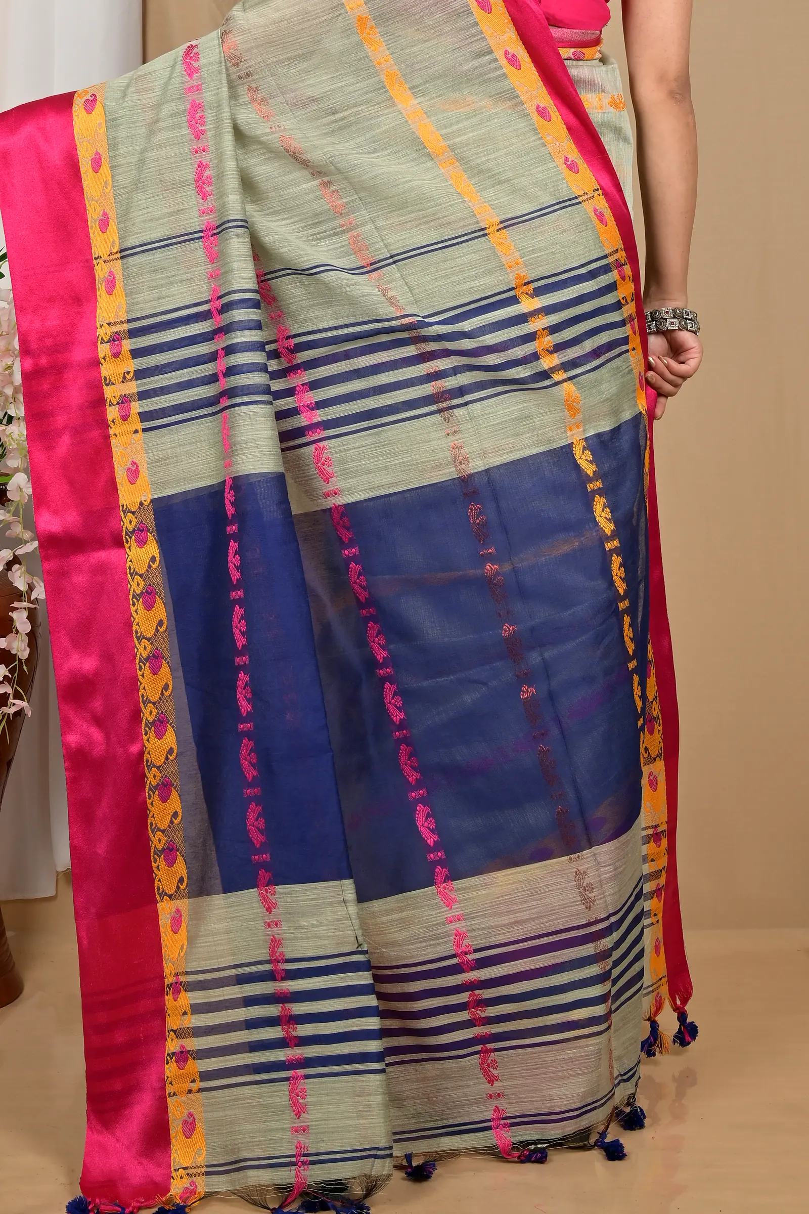 Sage Green Blended Cotton Achsit Hand Loom Saree (2224)