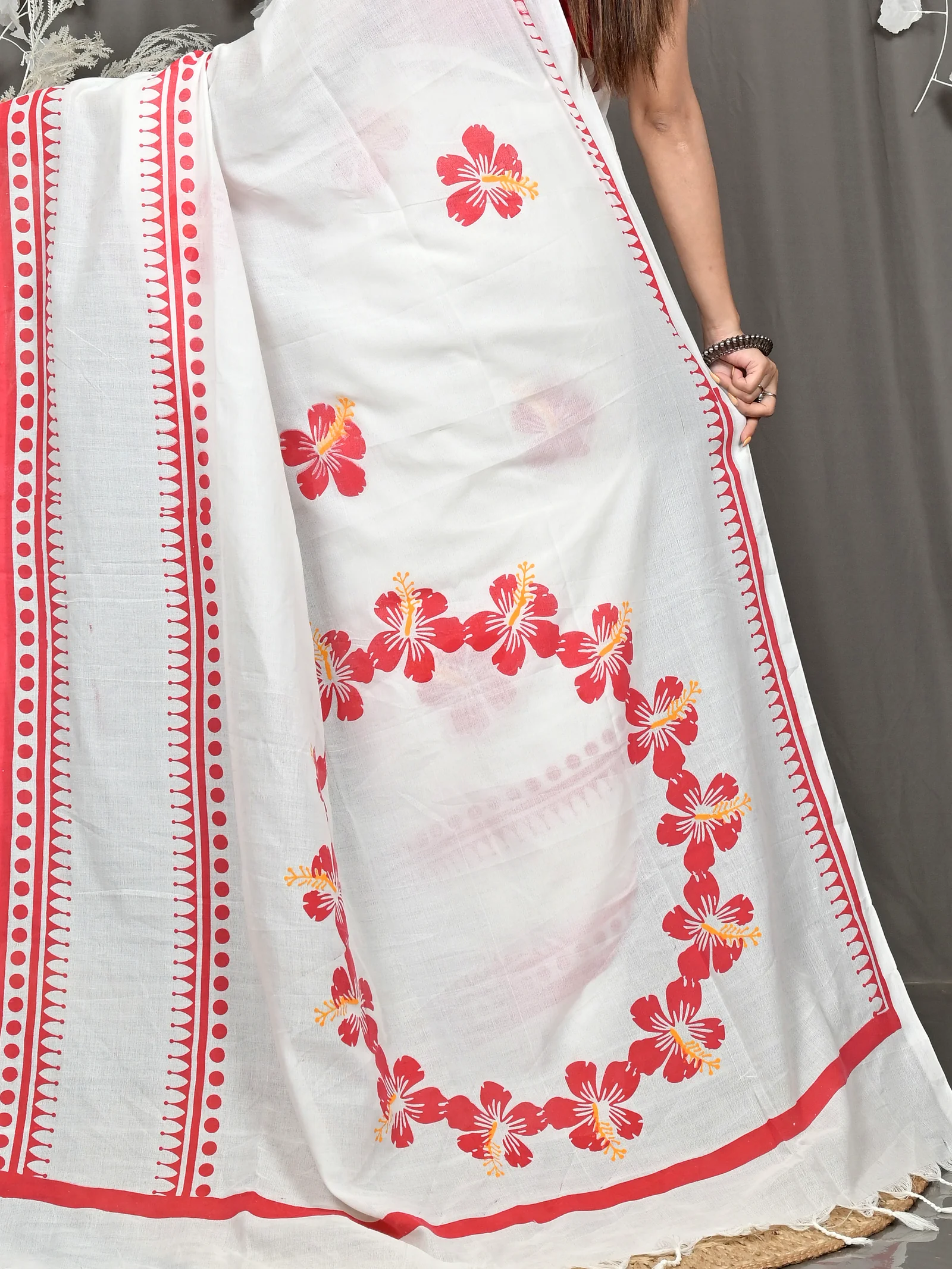 White Red Pure Cotton Borma Handloom Saree (2260)