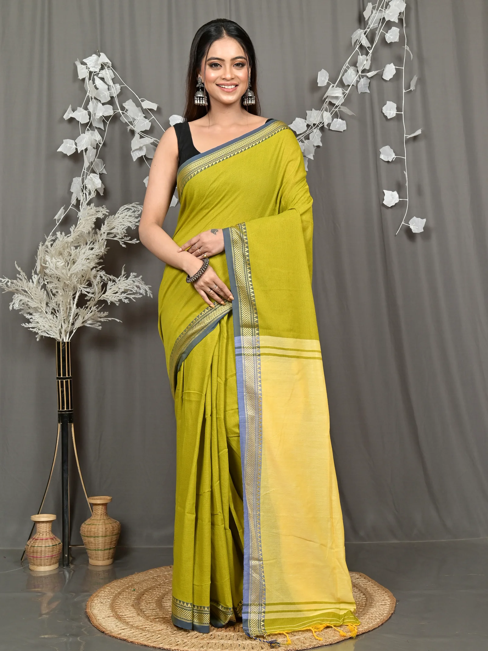 Green Pure Cotton Nopra Handloom Saree (2270)
