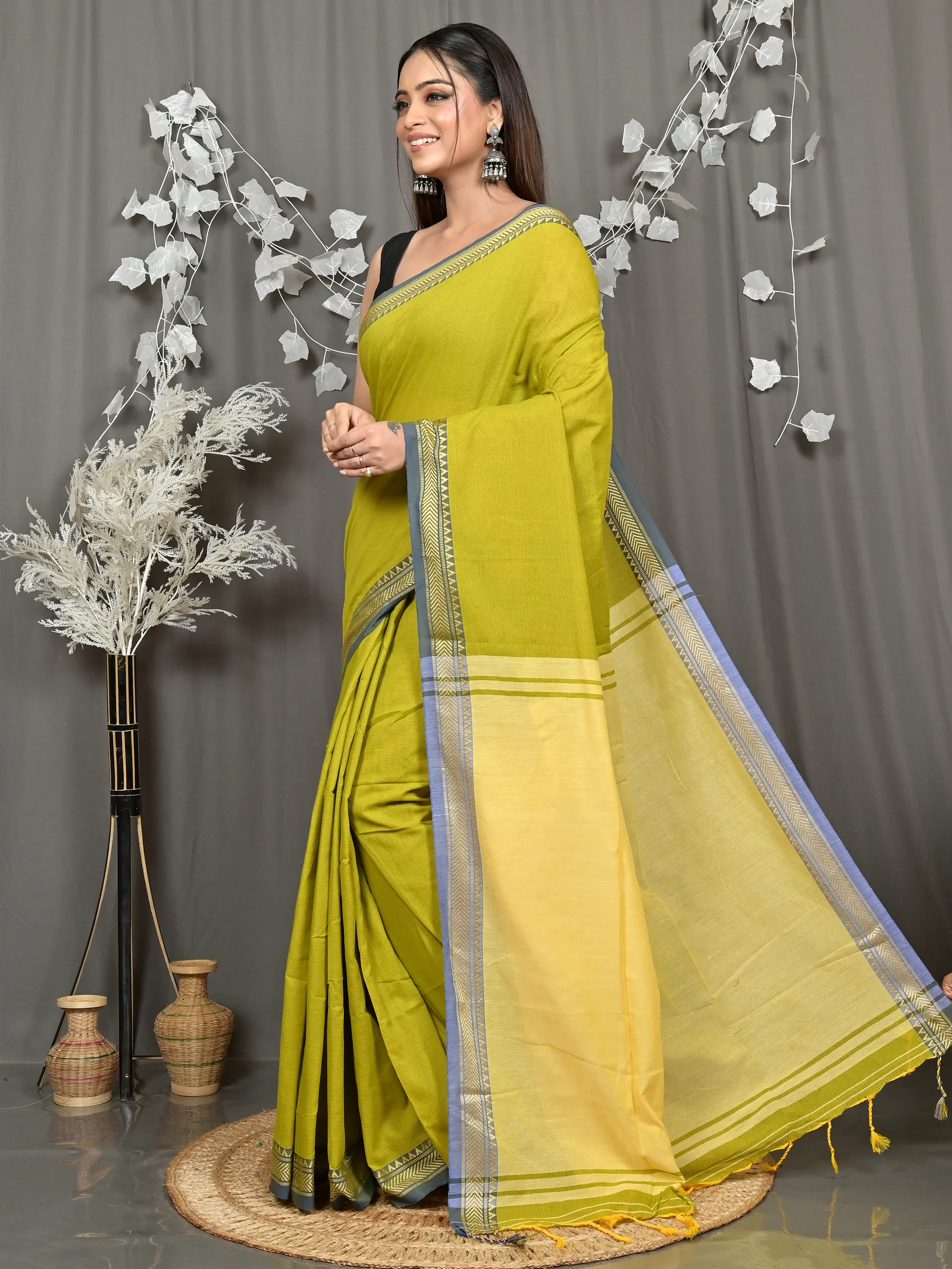 Green Pure Cotton Nopra Handloom Saree (2270)