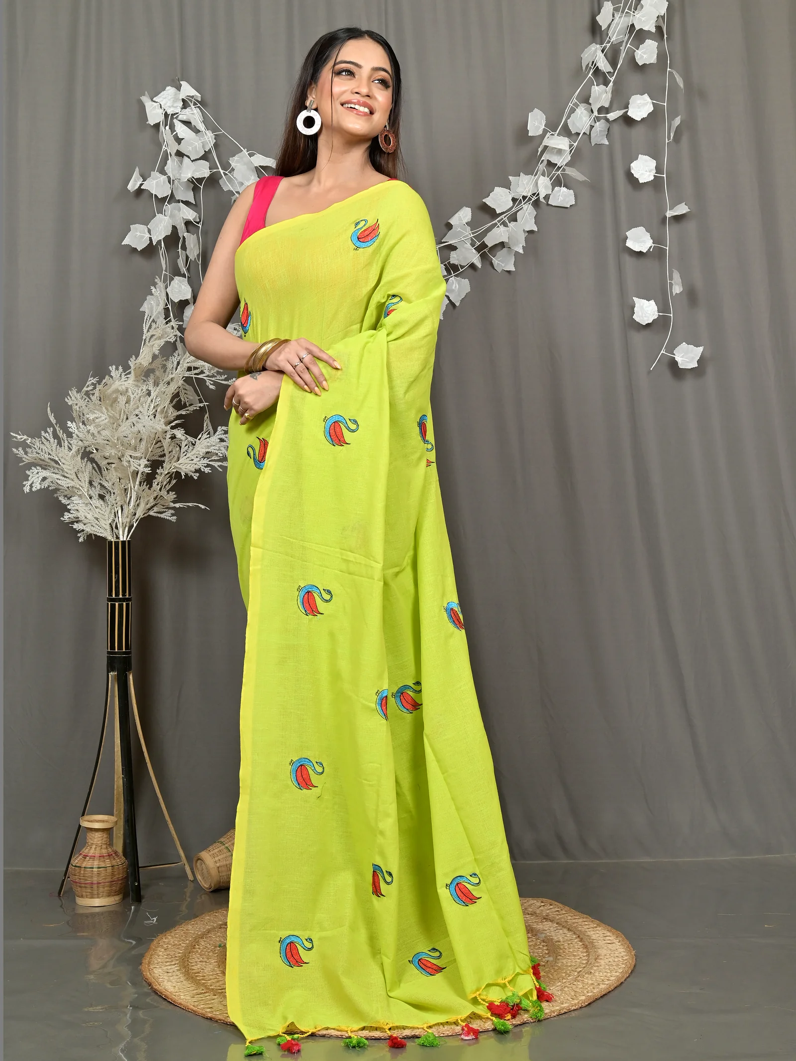 Green Pure Cotton Norvi Embroidery Handloom saree (2283)