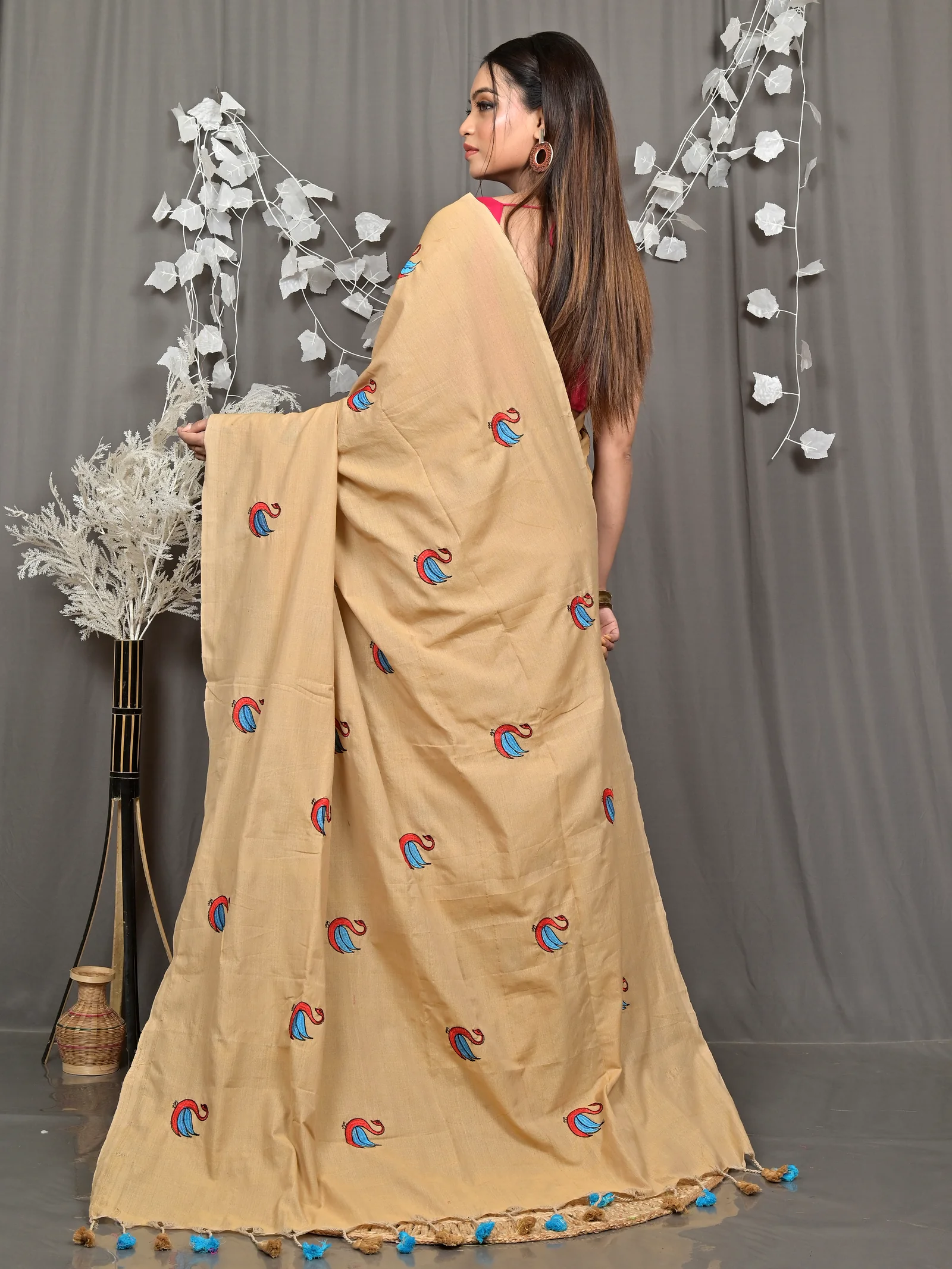 Brown Pure Cotton Norvi Embroidery Handloom saree (2285)